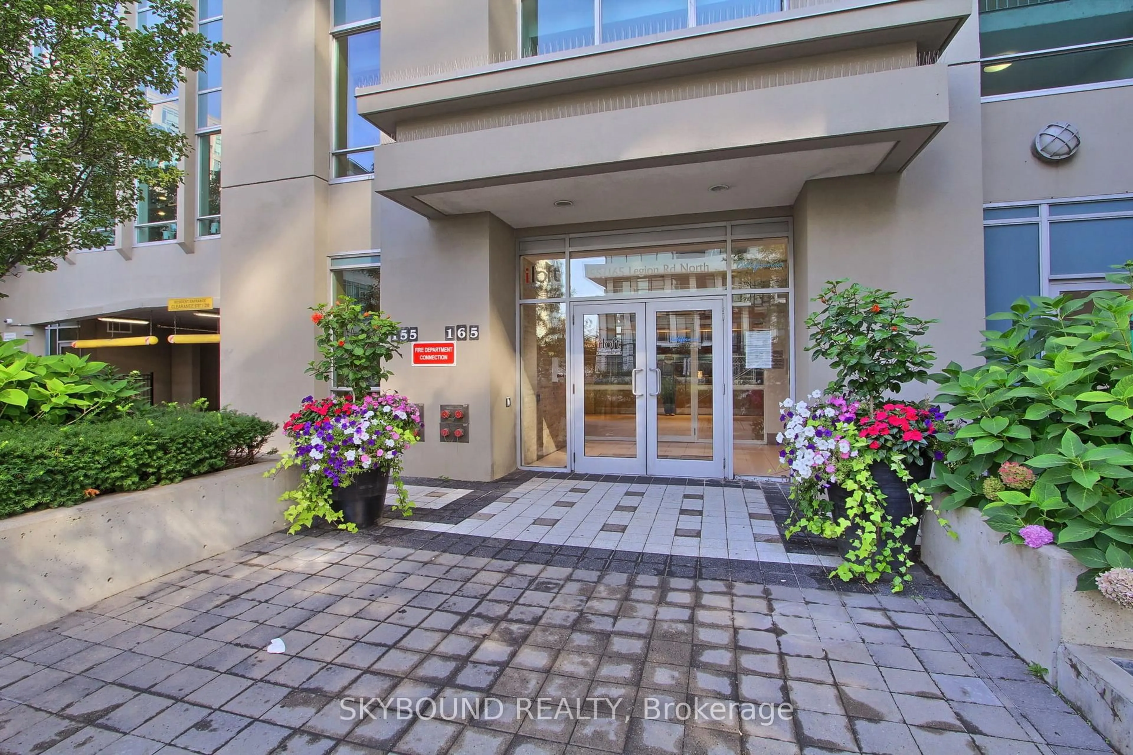 Unknown for 165 Legion Rd #2723, Toronto Ontario M8Y 0B3