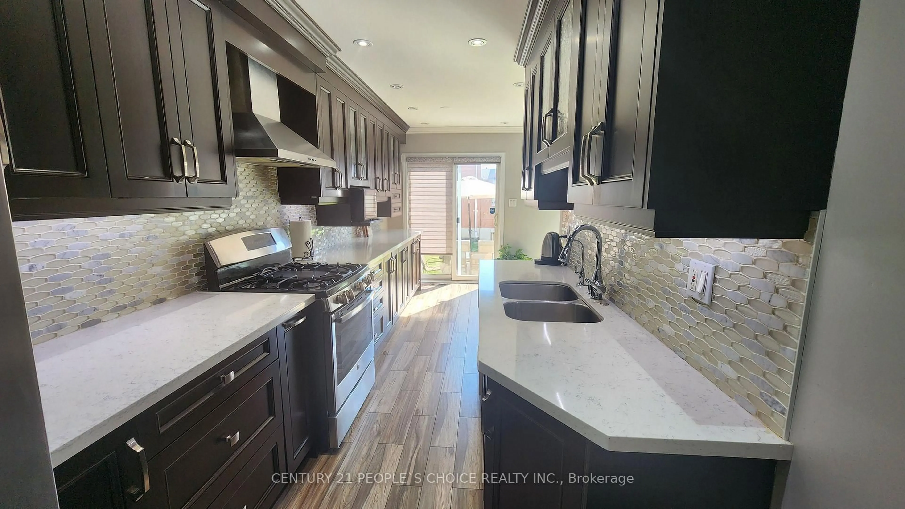 Contemporary kitchen, ceramic/tile floor for 525 Novo Star Dr #104, Mississauga Ontario L5W 1X8