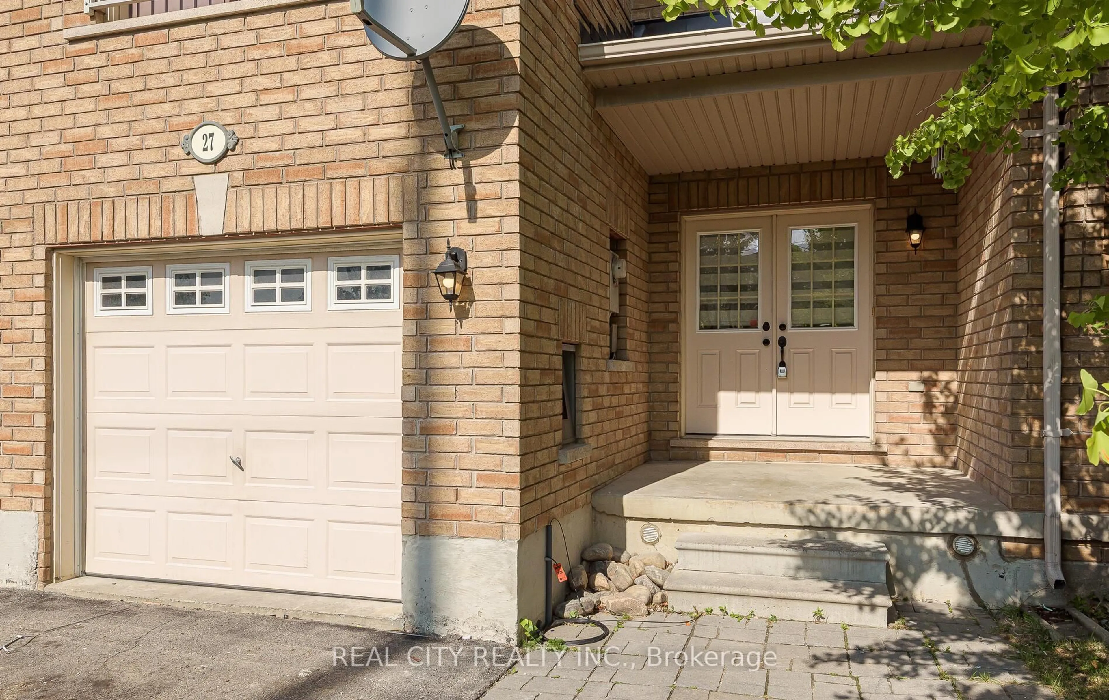 Home with brick exterior material, street for 27 Bellhaven Cres, Brampton Ontario L6R 0W6