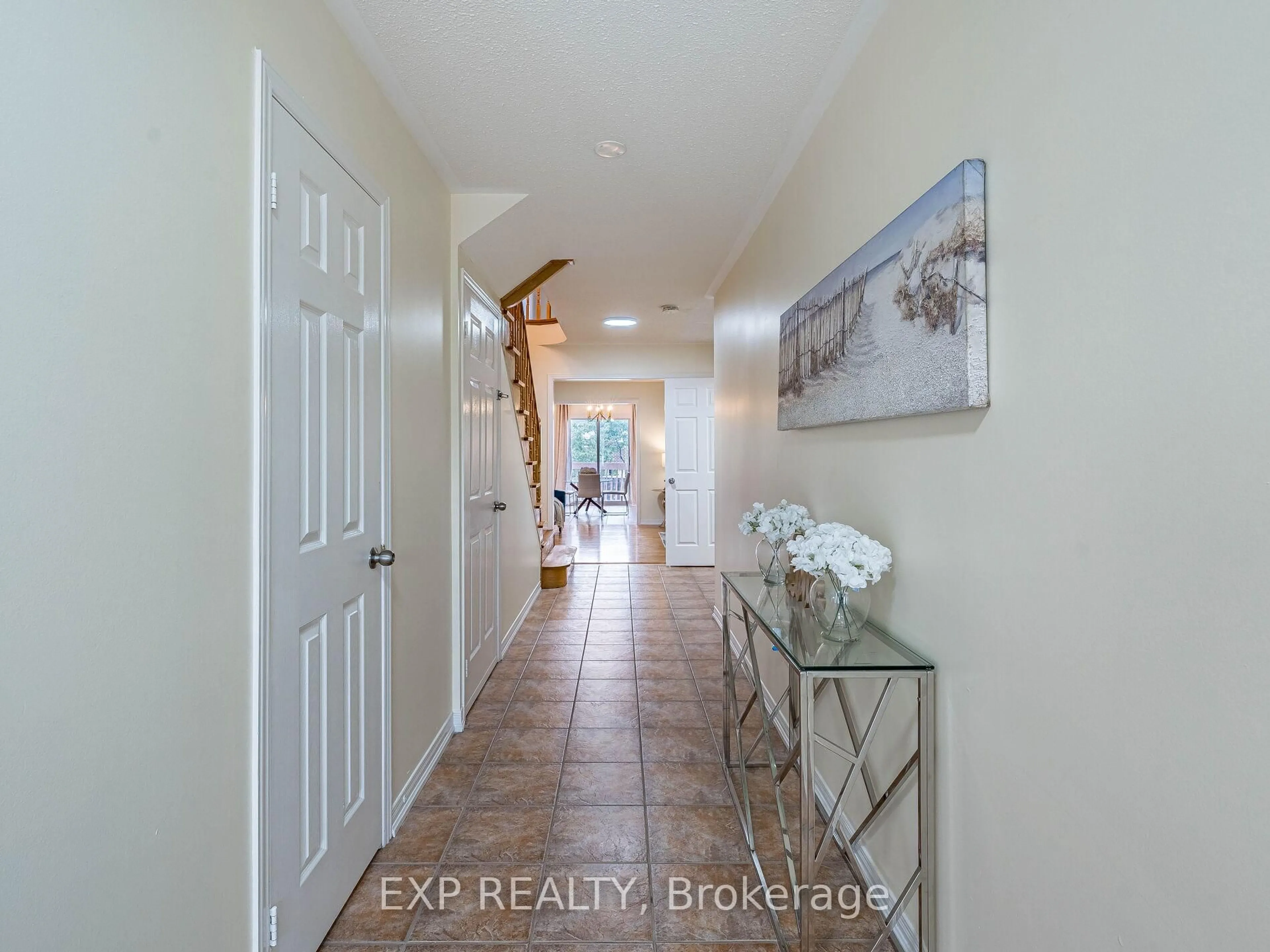 Indoor entryway for 49 Timbertop Cres, Brampton Ontario L6R 3J2