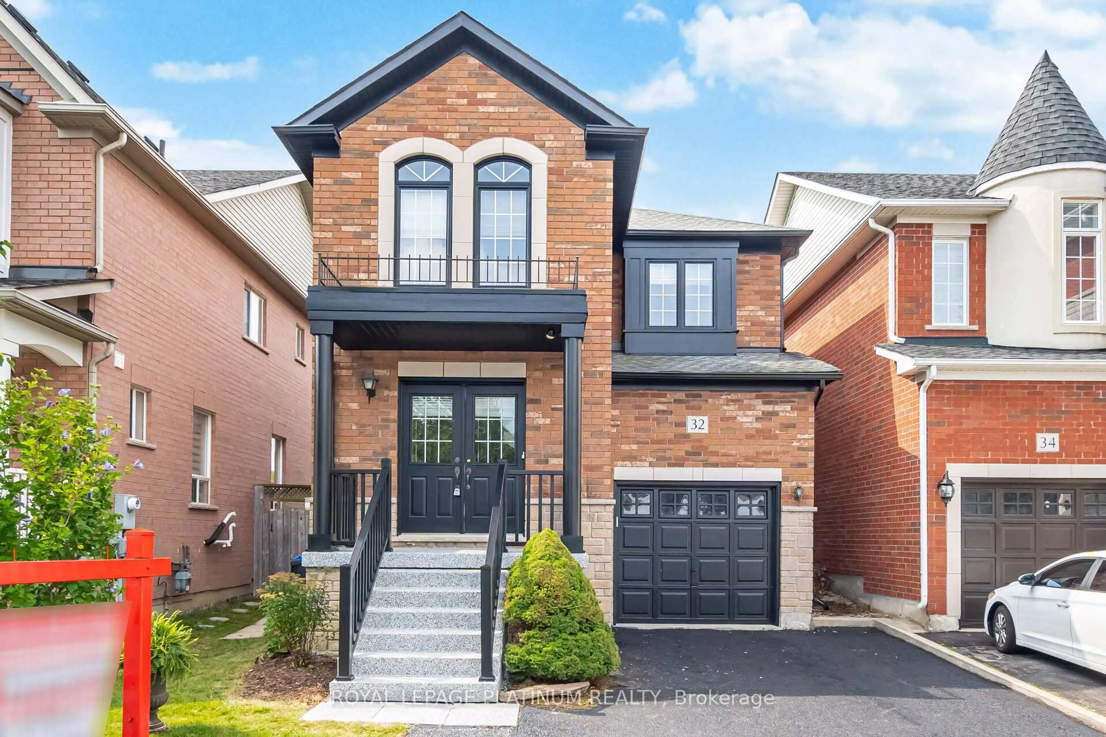 Home with brick exterior material, street for 32 Penbridge Circ, Brampton Ontario L7A 2P9