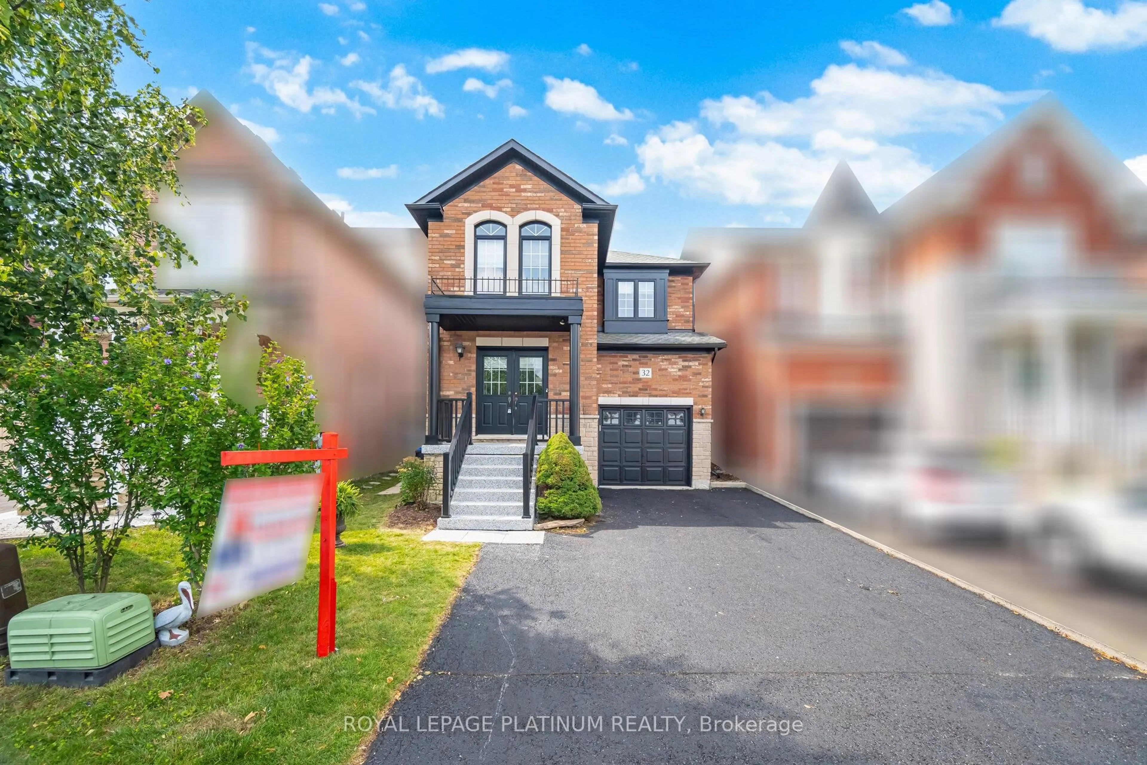 Home with brick exterior material, street for 32 Penbridge Circ, Brampton Ontario L7A 2P9