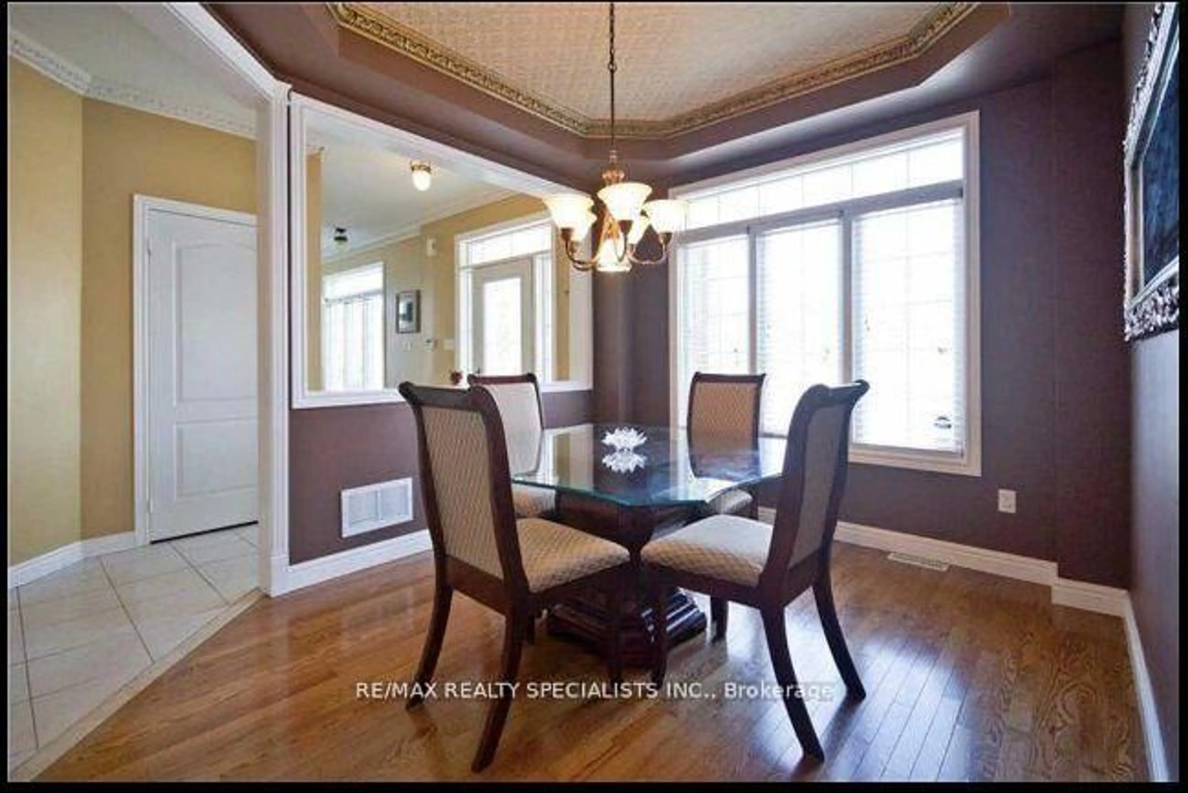 Dining room, unknown for 138 Southlake Blvd, Brampton Ontario L6V 4S7