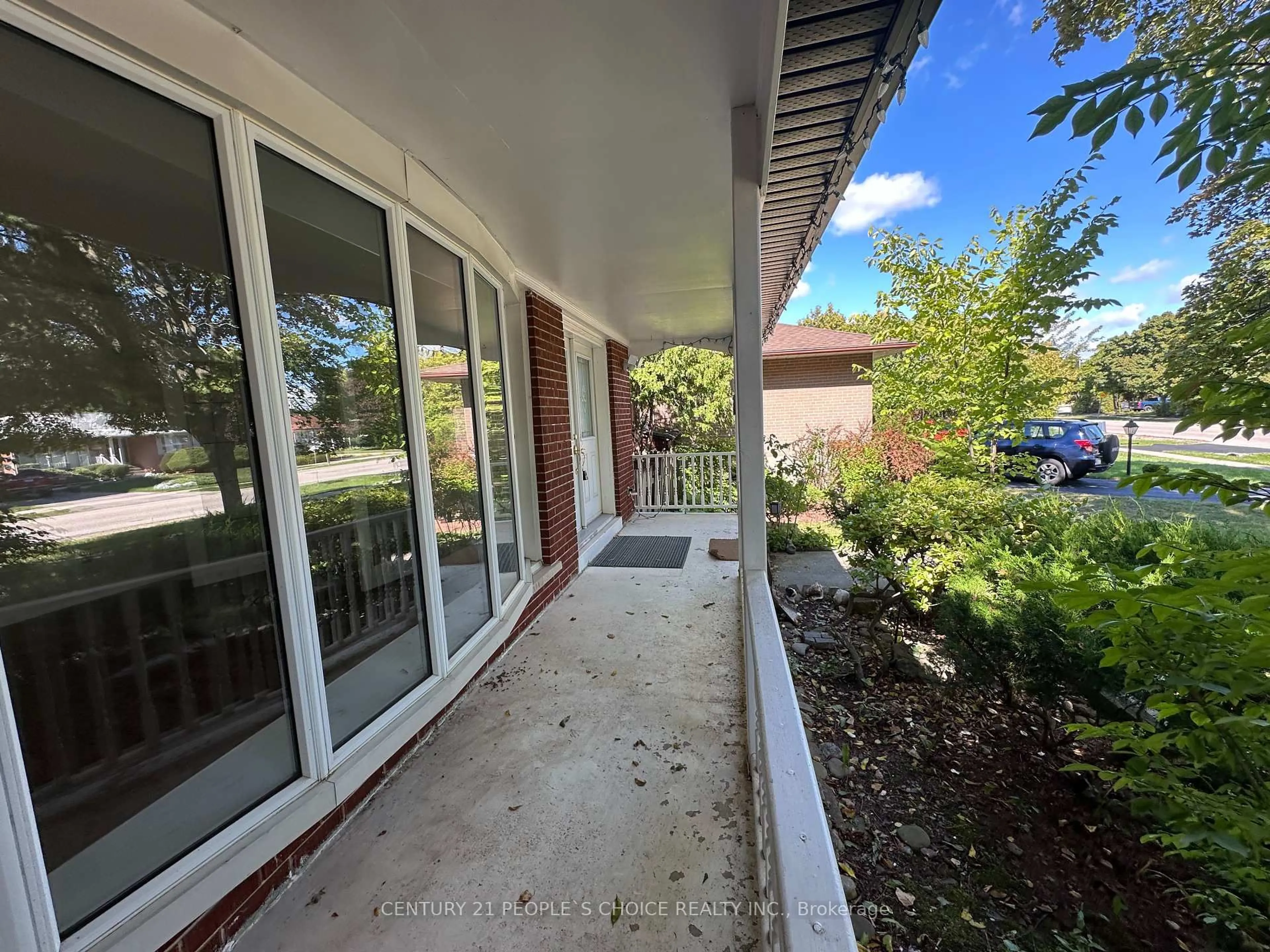 Unknown for 1252 Mont Clair Dr, Oakville Ontario L6H 1Z4