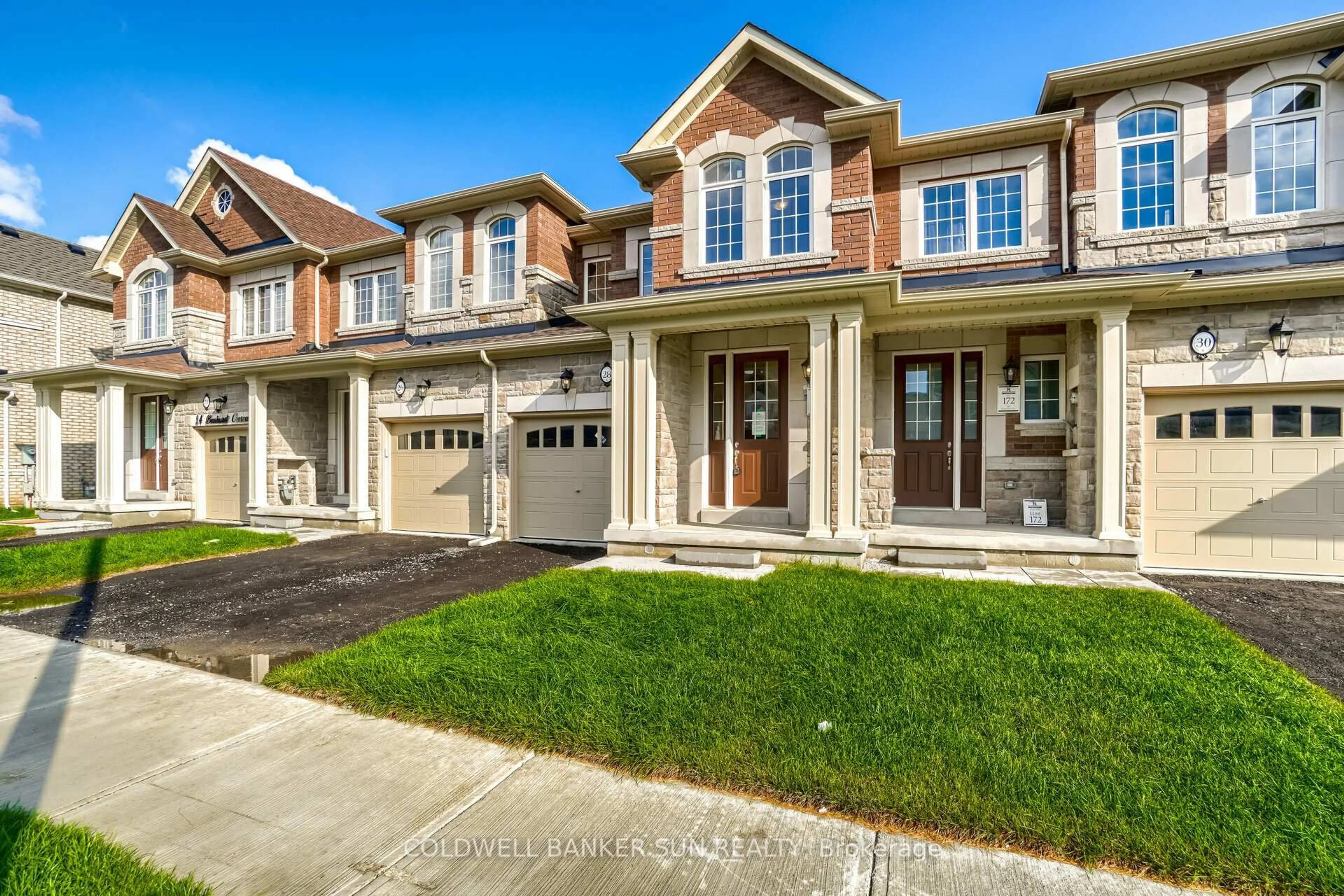 Home with brick exterior material, street for 28 Benhurst Cres, Brampton Ontario L7A 0B7