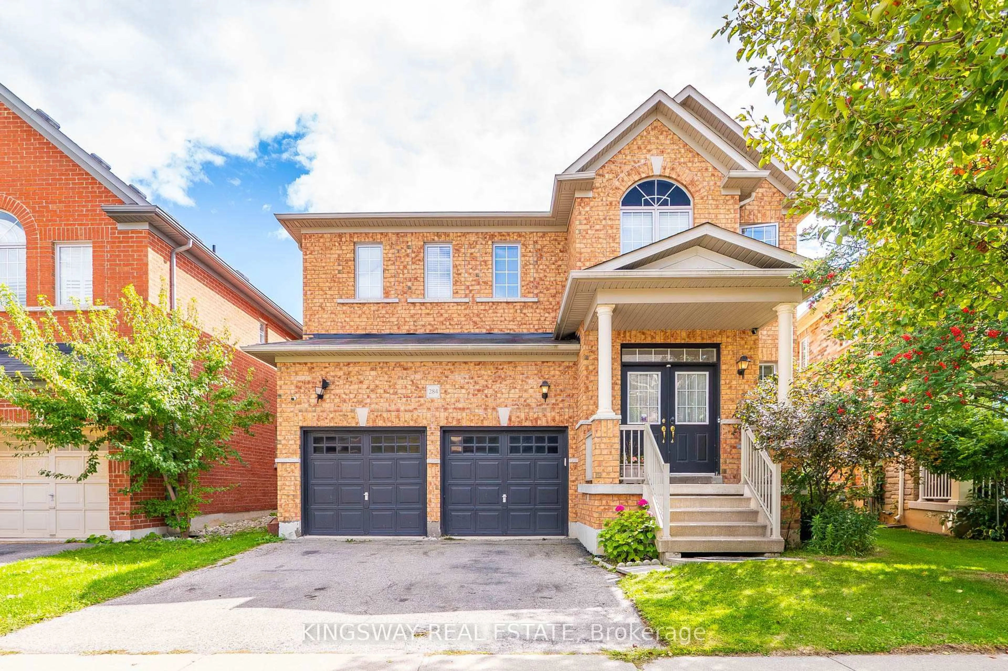 Home with brick exterior material, street for 284 Holmes Cres, Milton Ontario L9T 0R2
