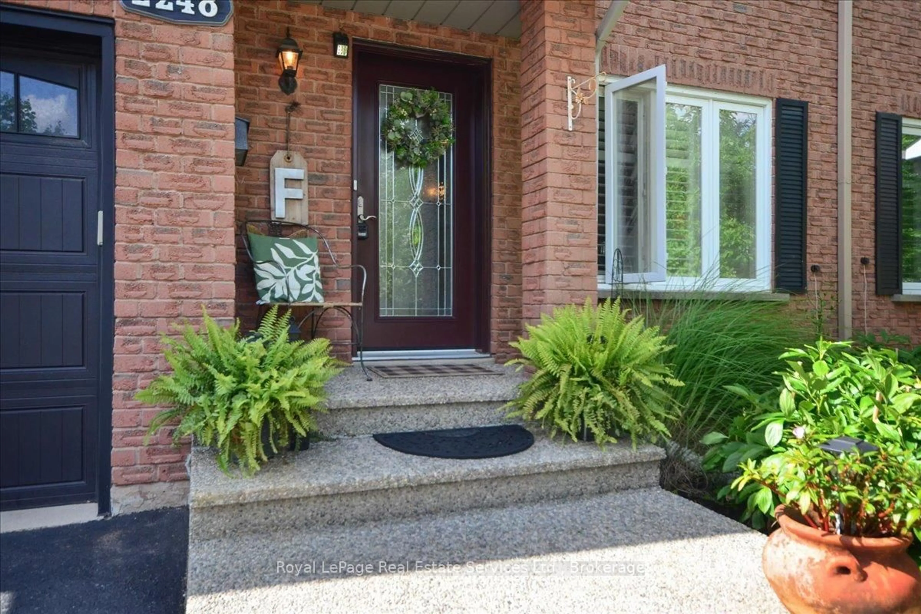 Unknown for 2248 MacLennan Dr, Oakville Ontario L6H 5K1