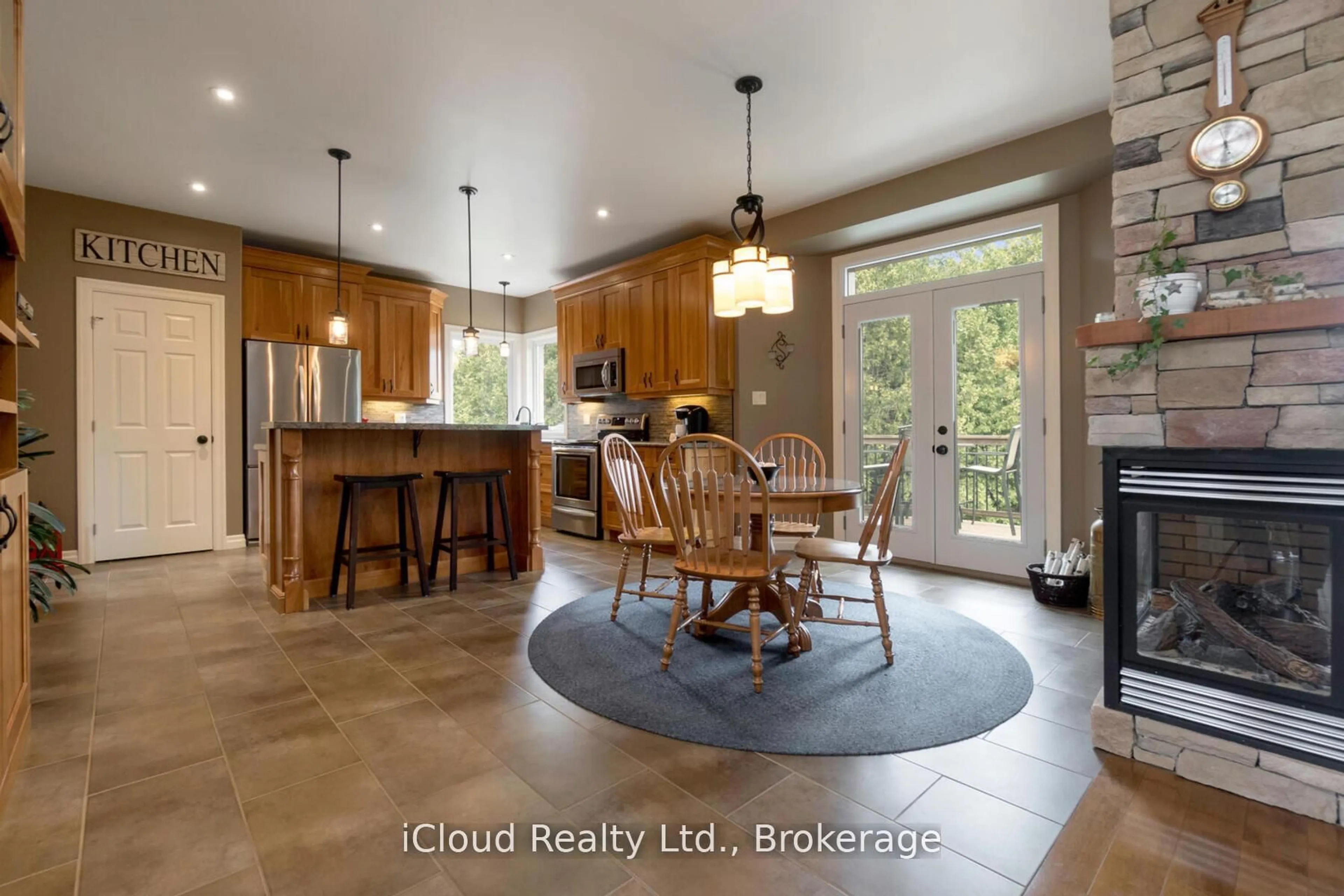 Open concept kitchen, ceramic/tile floor for 20341 St Andrews Rd, Caledon Ontario L7K 2E6