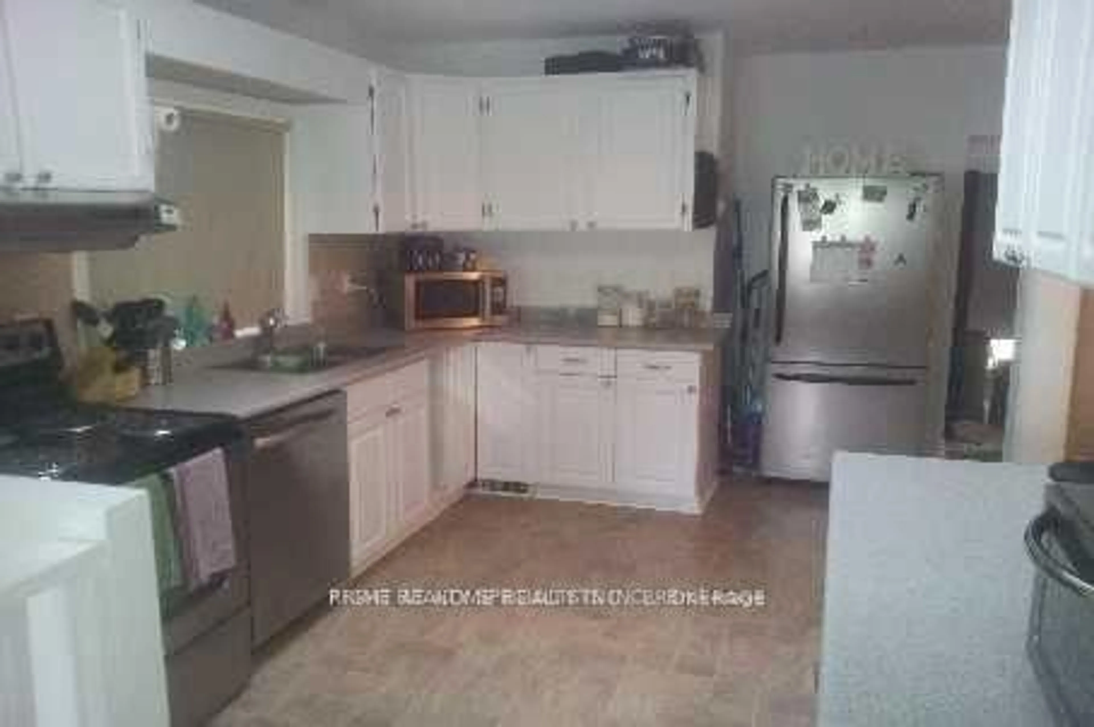 Standard kitchen, unknown for 58 Roxaline St, Toronto Ontario M9P 2Y9