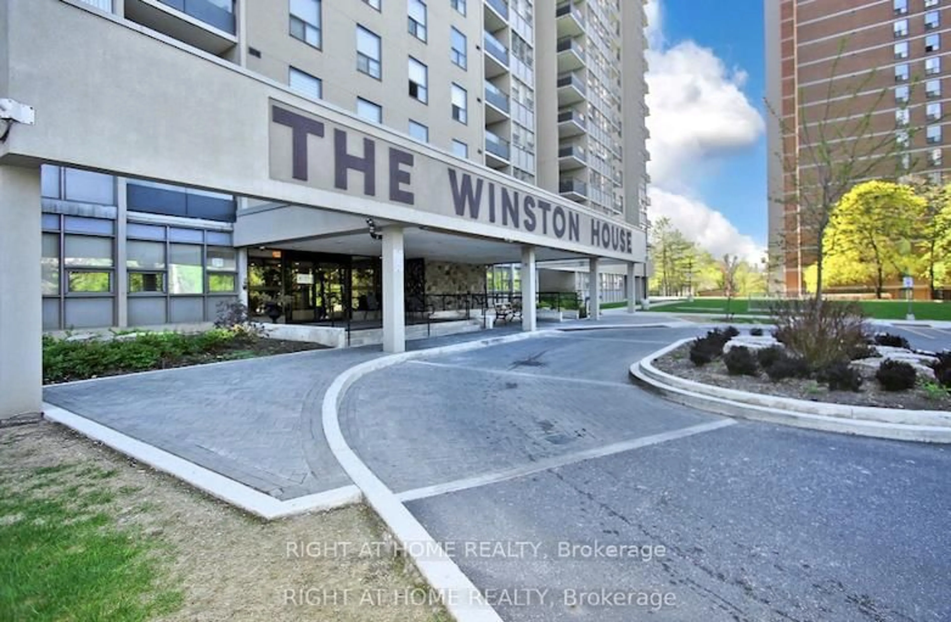 Unknown for 75 Emmett Ave #1112, Toronto Ontario M6M 5A7