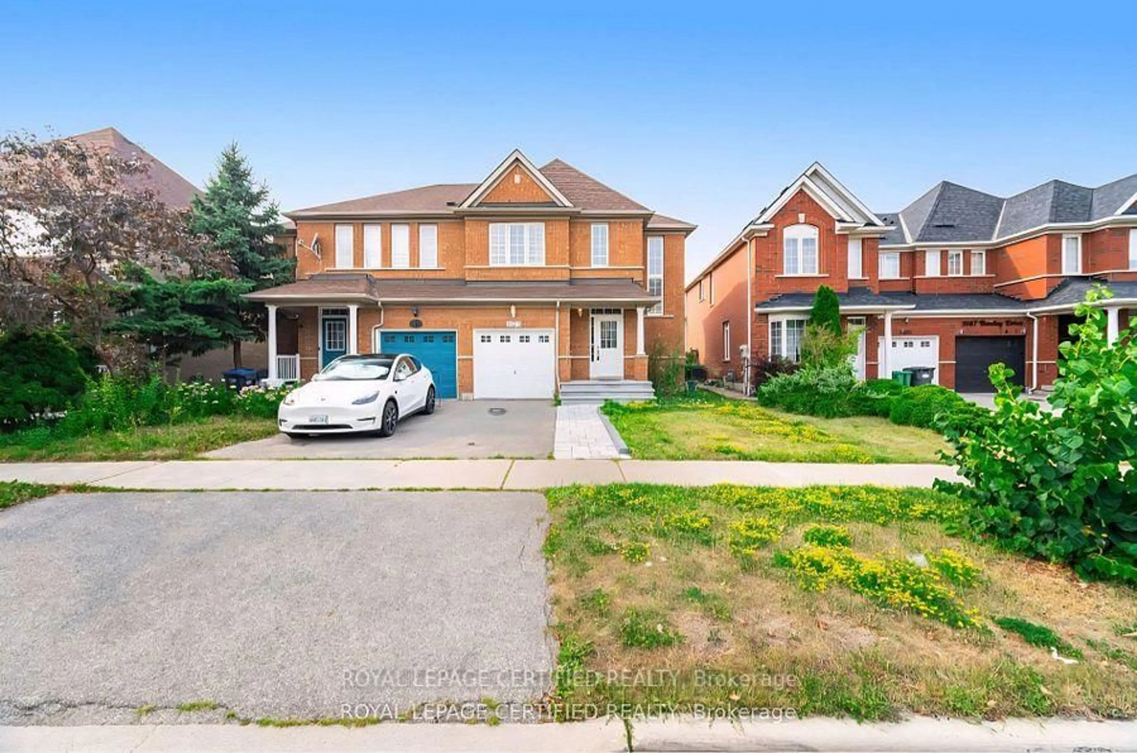 Home with brick exterior material, street for 3173 Bentley Dr, Mississauga Ontario L5M 6L3