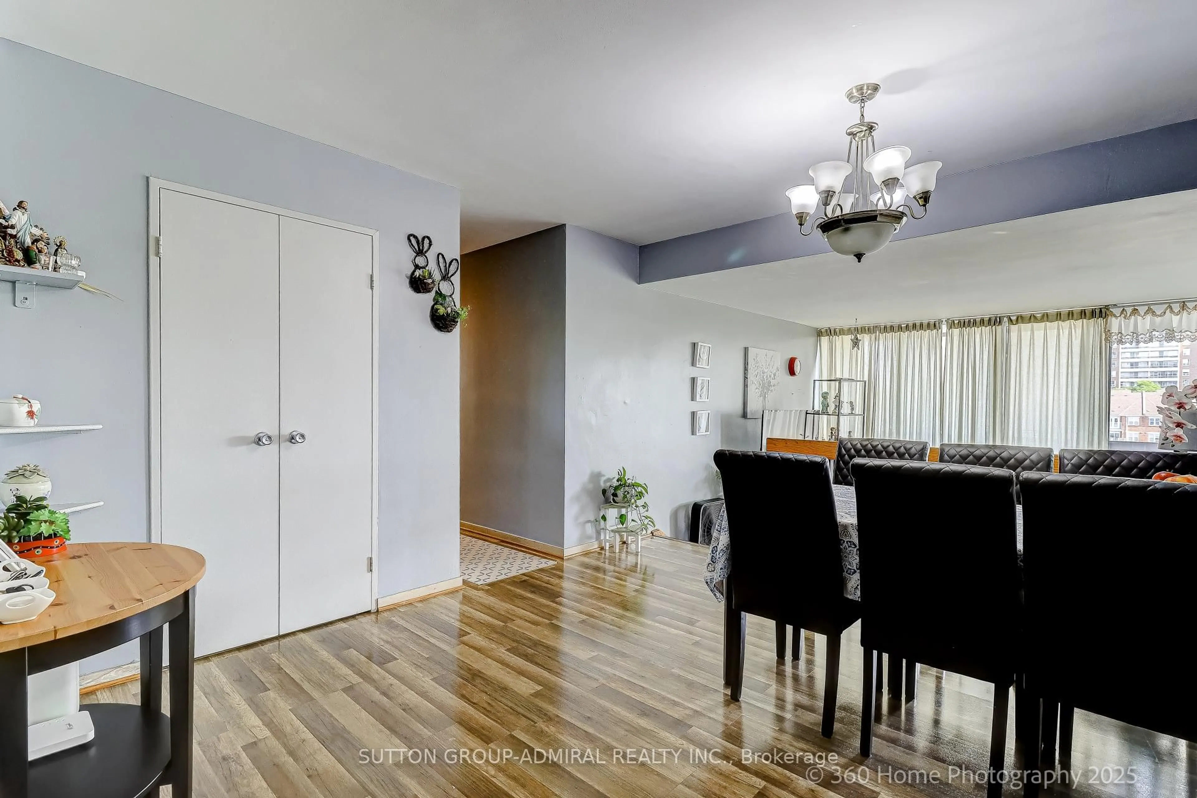 Dining room, wood/laminate floor for 455 Sentinel Rd #711, Toronto Ontario M3J 1V5