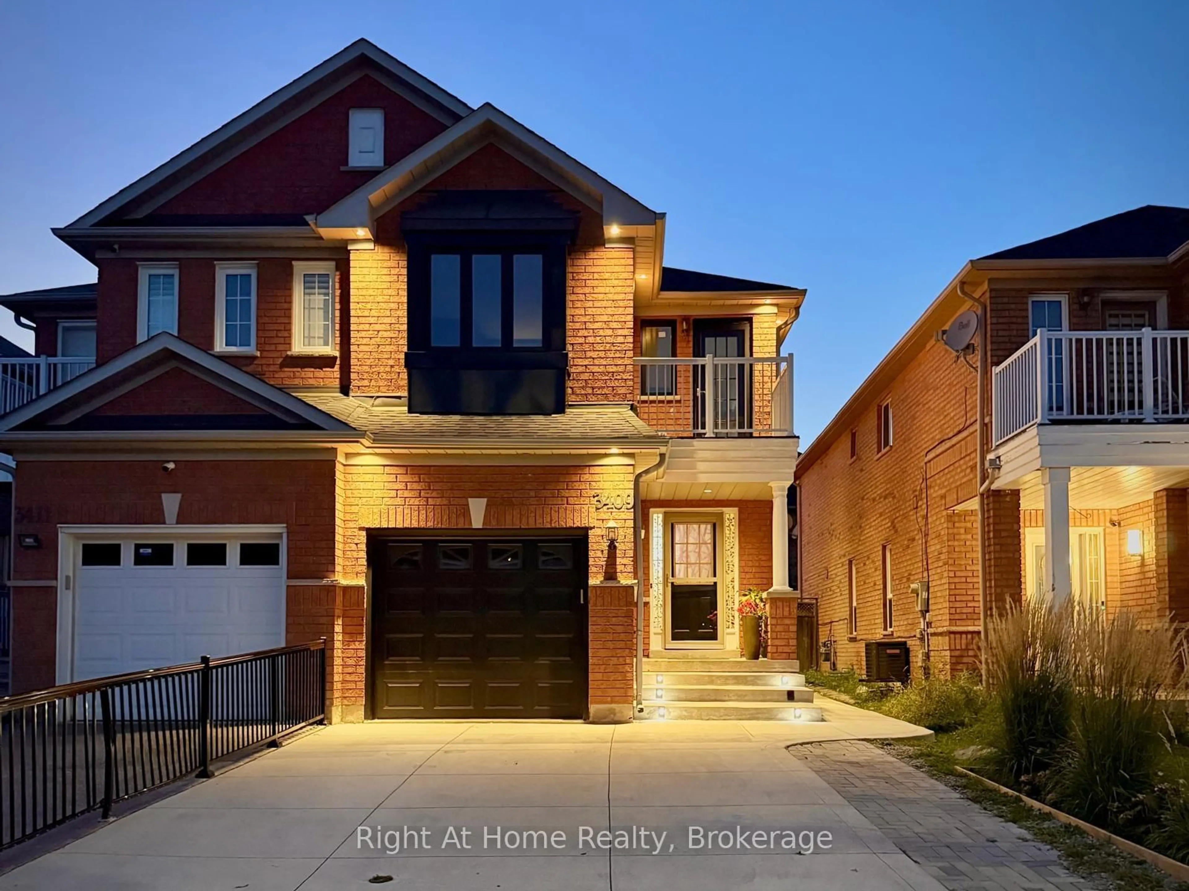 Home with brick exterior material, street for 3409 McDowell Dr, Mississauga Ontario L5M 6R7