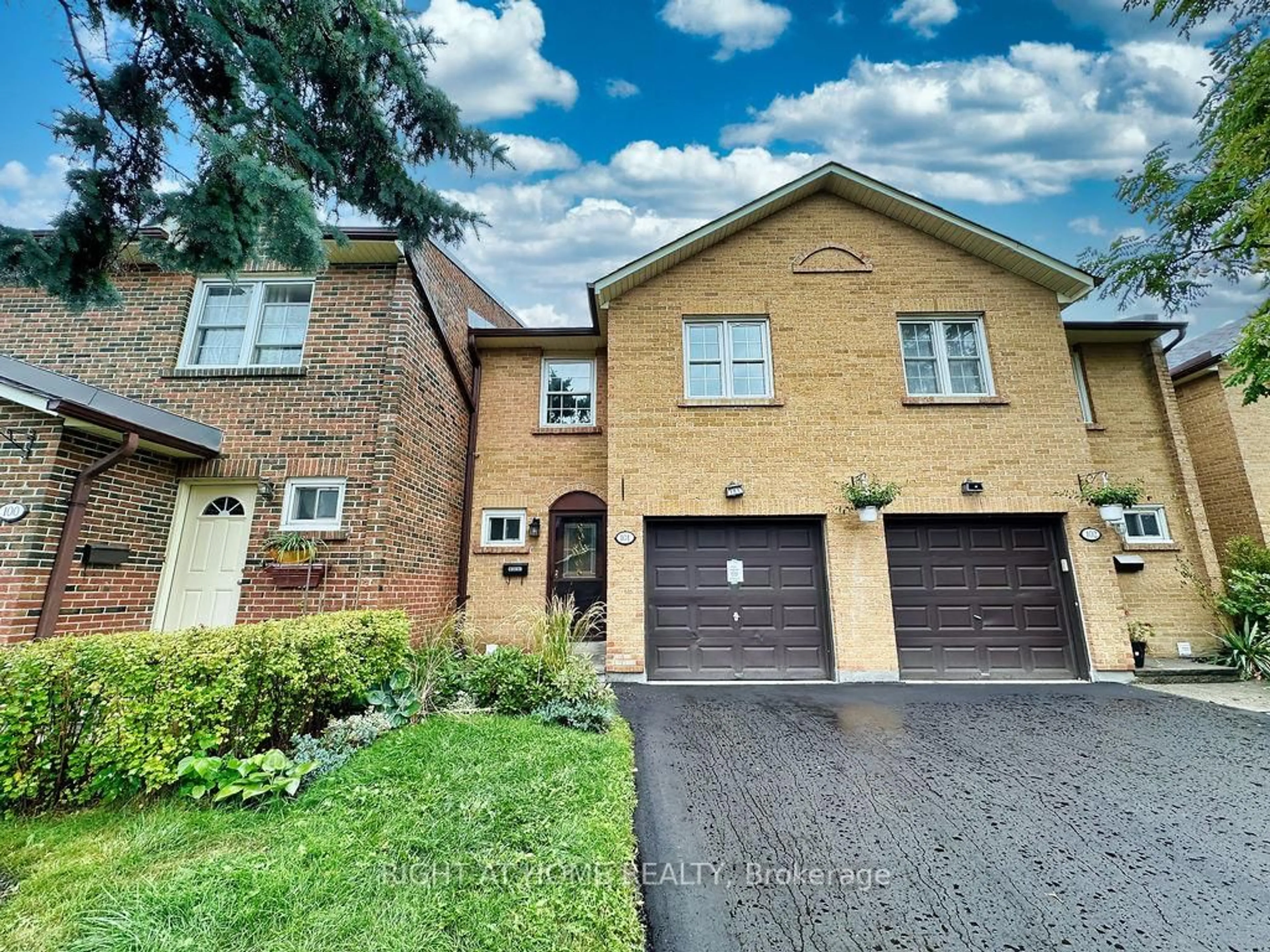 Home with brick exterior material, street for 2120 Rathburn Rd #101, Mississauga Ontario L4W 2S8