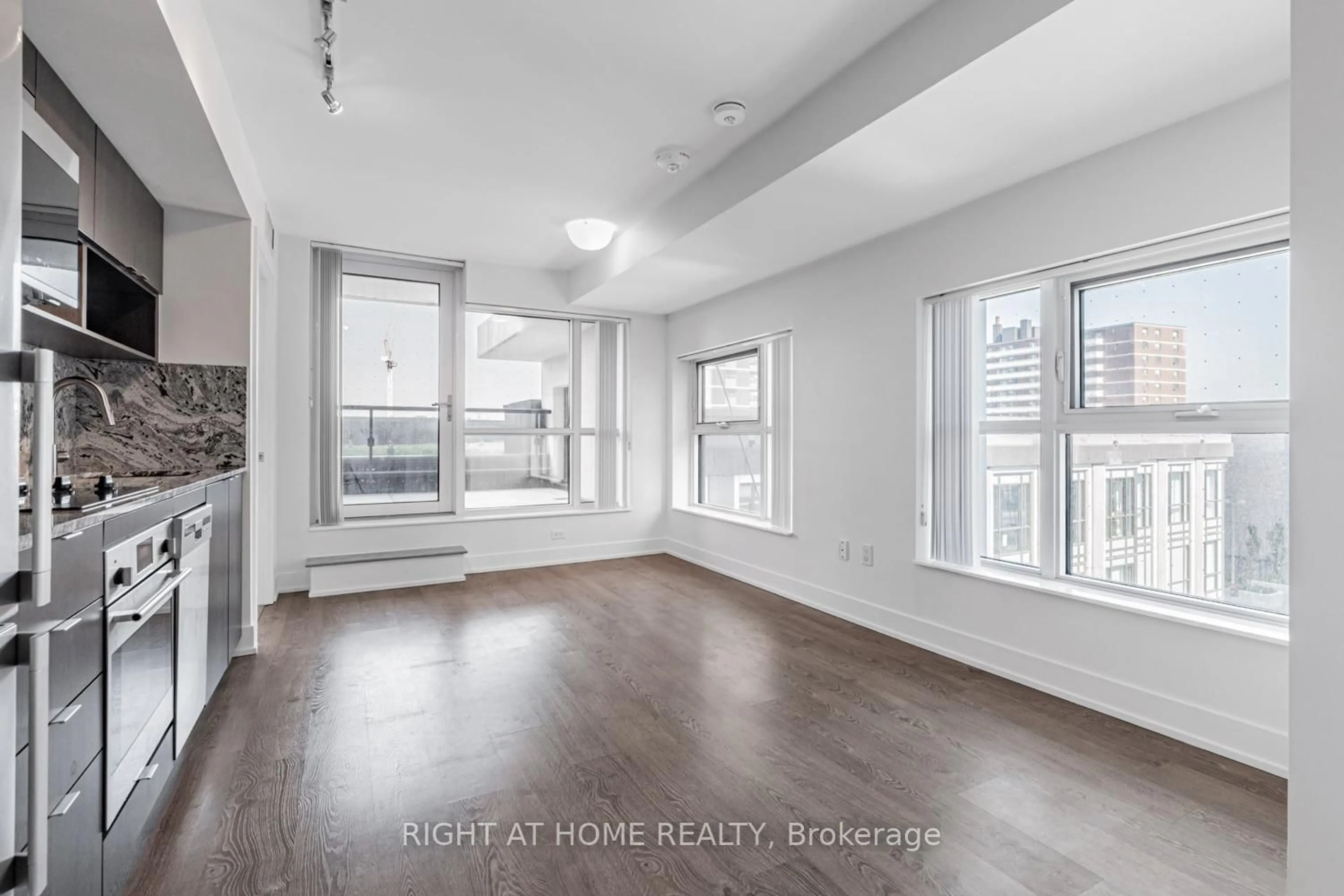 A pic of a room for 9 Mabelle Ave #318, Toronto Ontario M9A 0E1