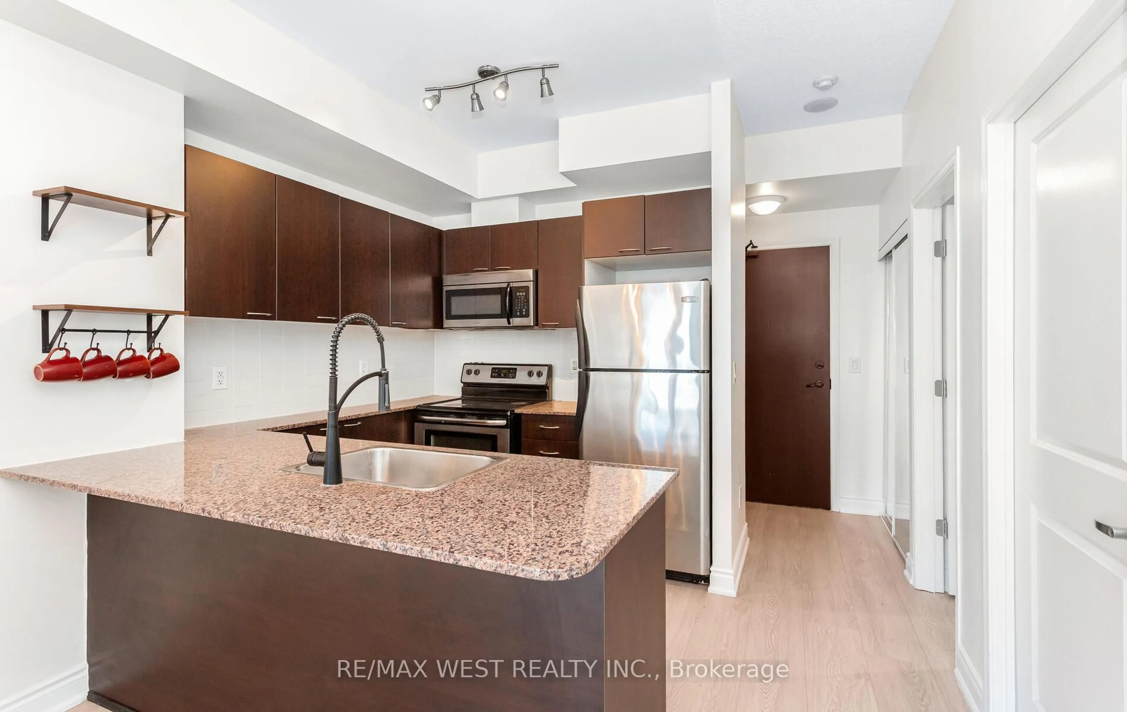 Standard kitchen, unknown for 385 Prince Of Wales Dr #1709, Mississauga Ontario L5B 0A1