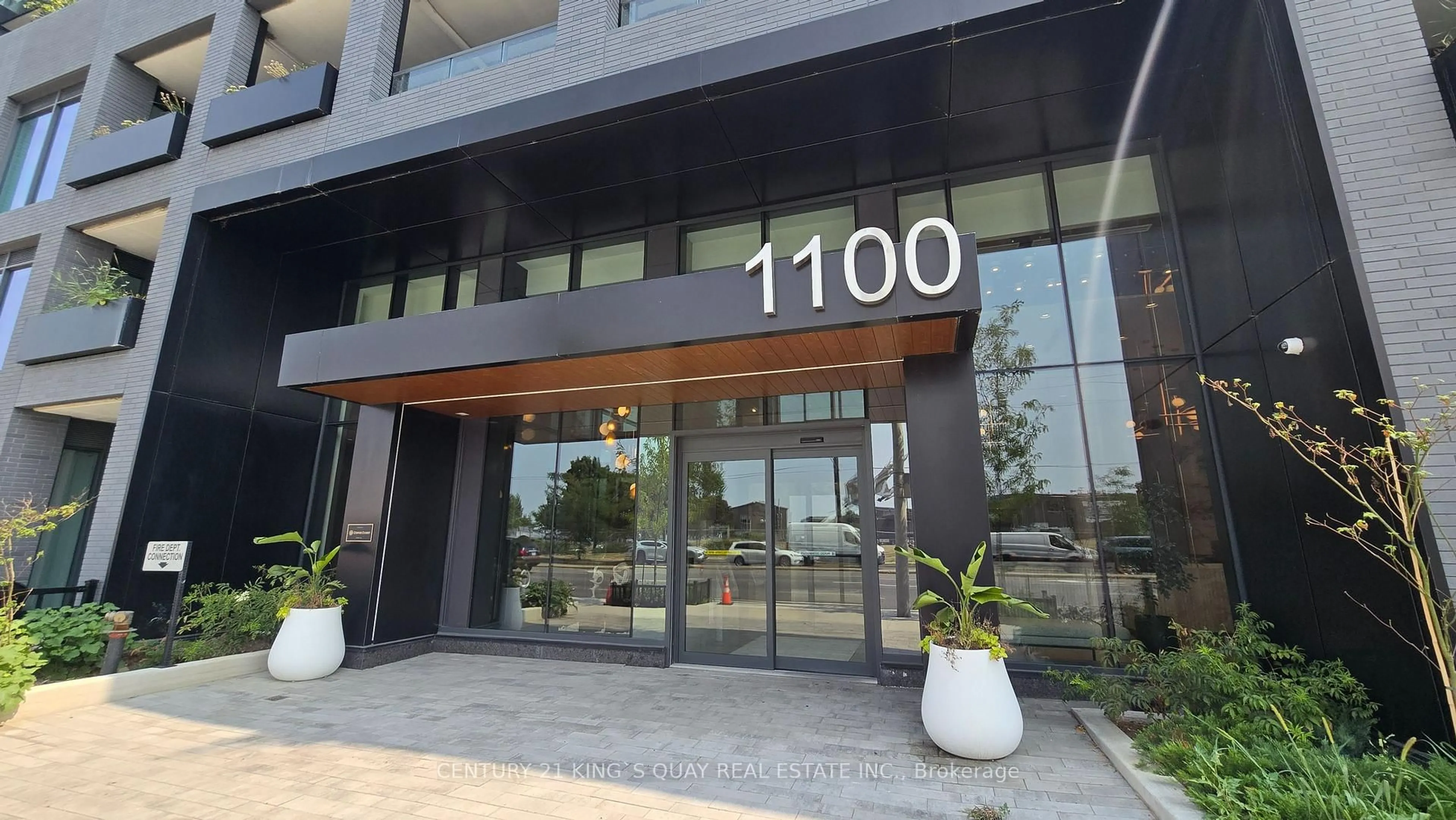 Indoor foyer for 1100 Sheppard Ave #236, Toronto Ontario M3K 0E4