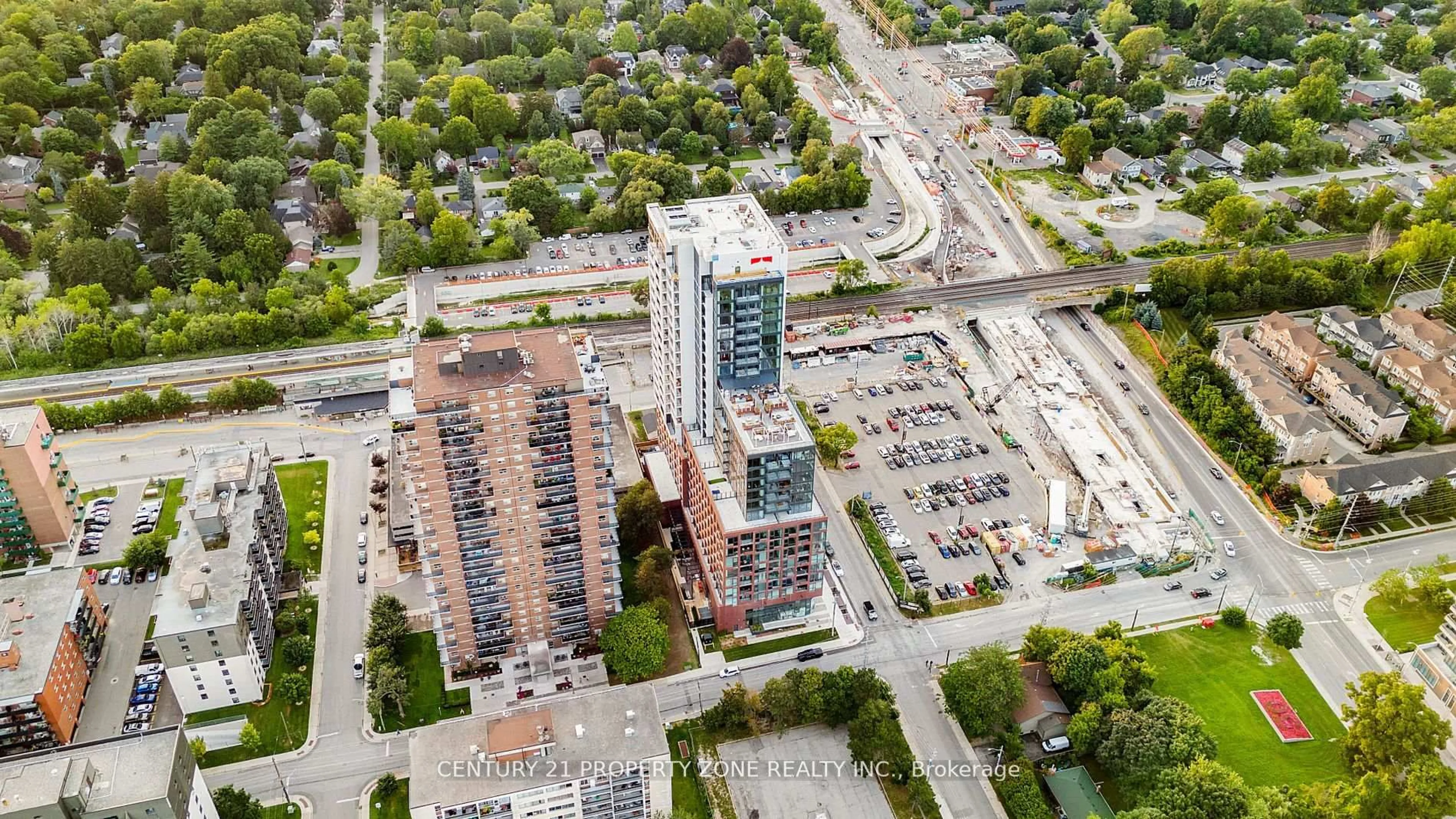 A pic from outside/outdoor area/front of a property/back of a property/a pic from drone, unknown for 28 Ann St #2003, Mississauga Ontario L5G 0E1