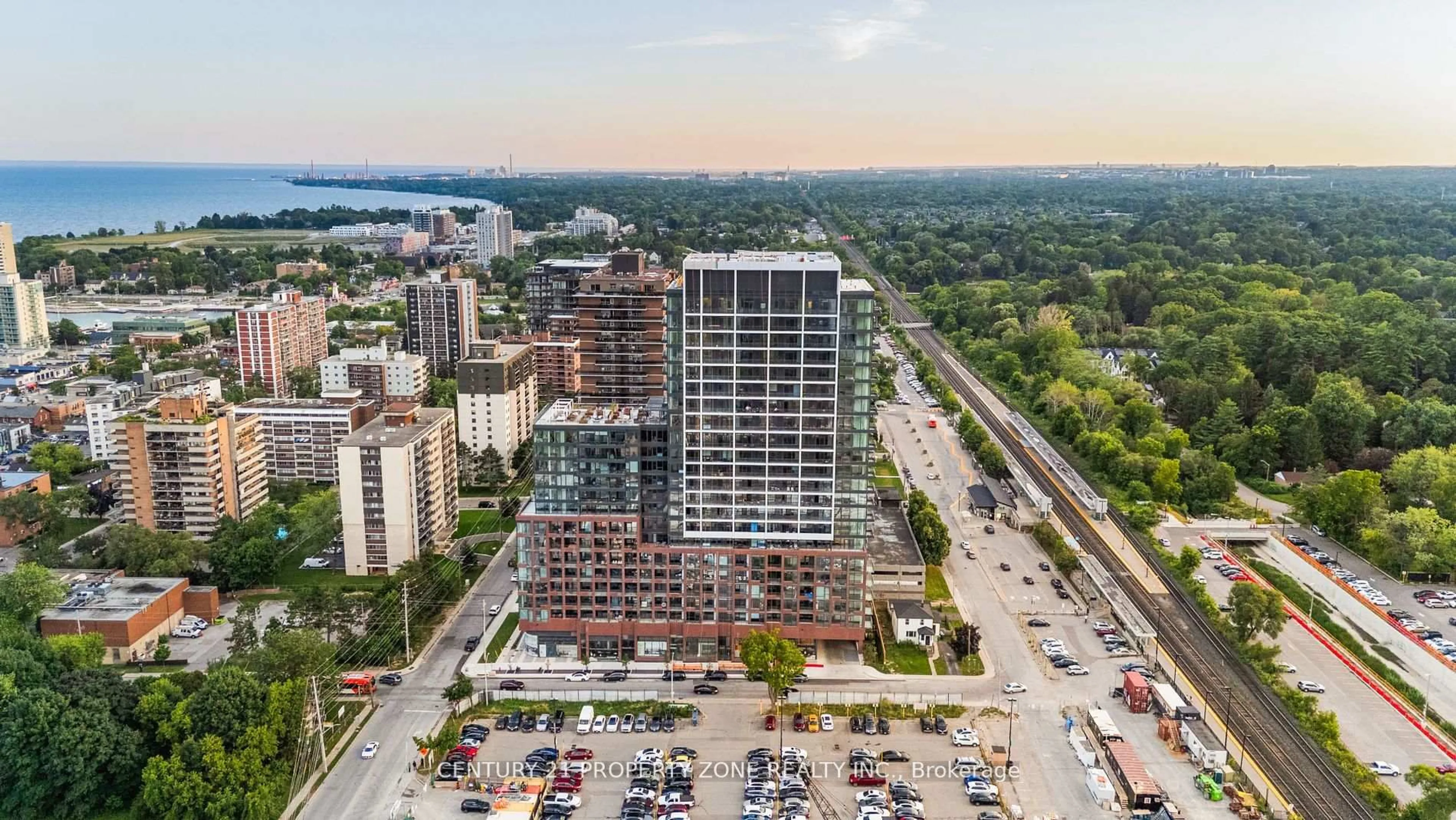 A pic from outside/outdoor area/front of a property/back of a property/a pic from drone, city buildings view from balcony for 28 Ann St #2003, Mississauga Ontario L5G 0E1