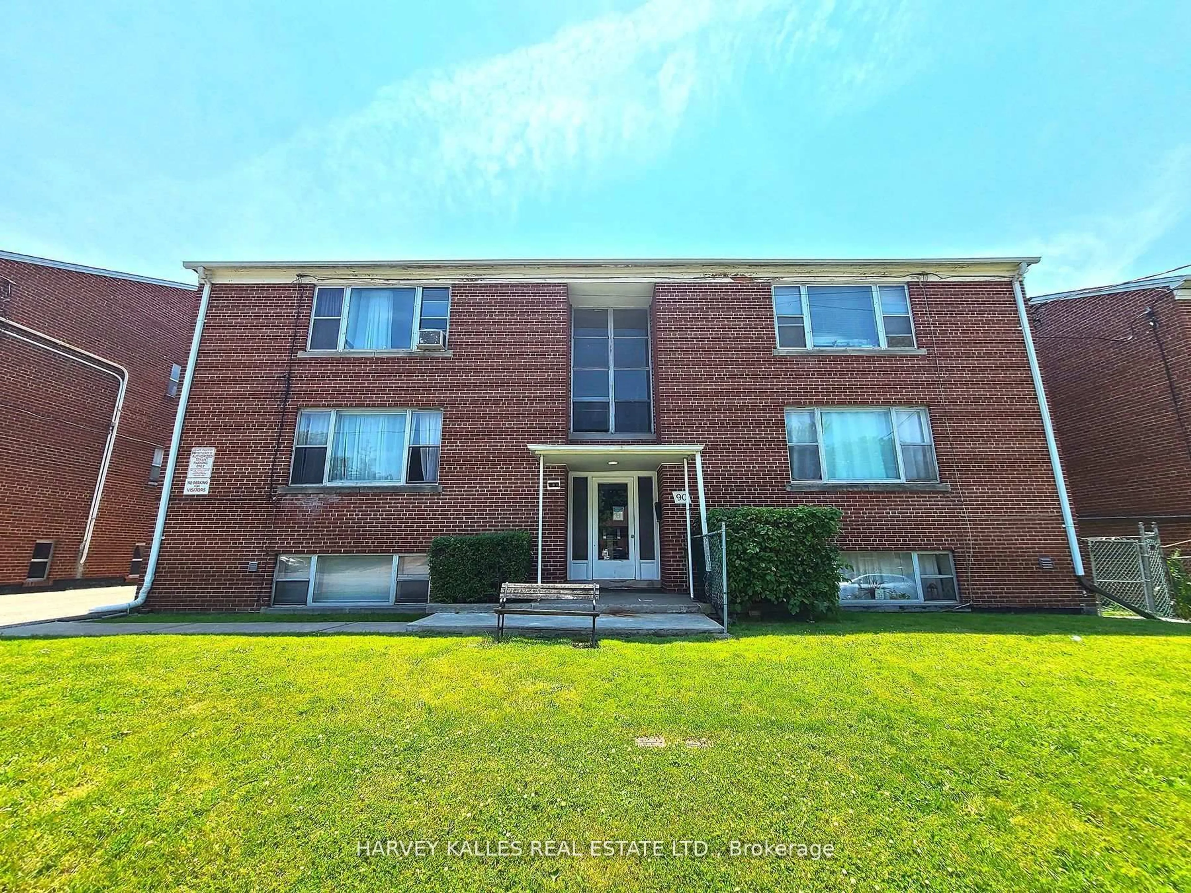A pic from outside/outdoor area/front of a property/back of a property/a pic from drone, unknown for 90 Trethewey Dr, Toronto Ontario M6M 4B4