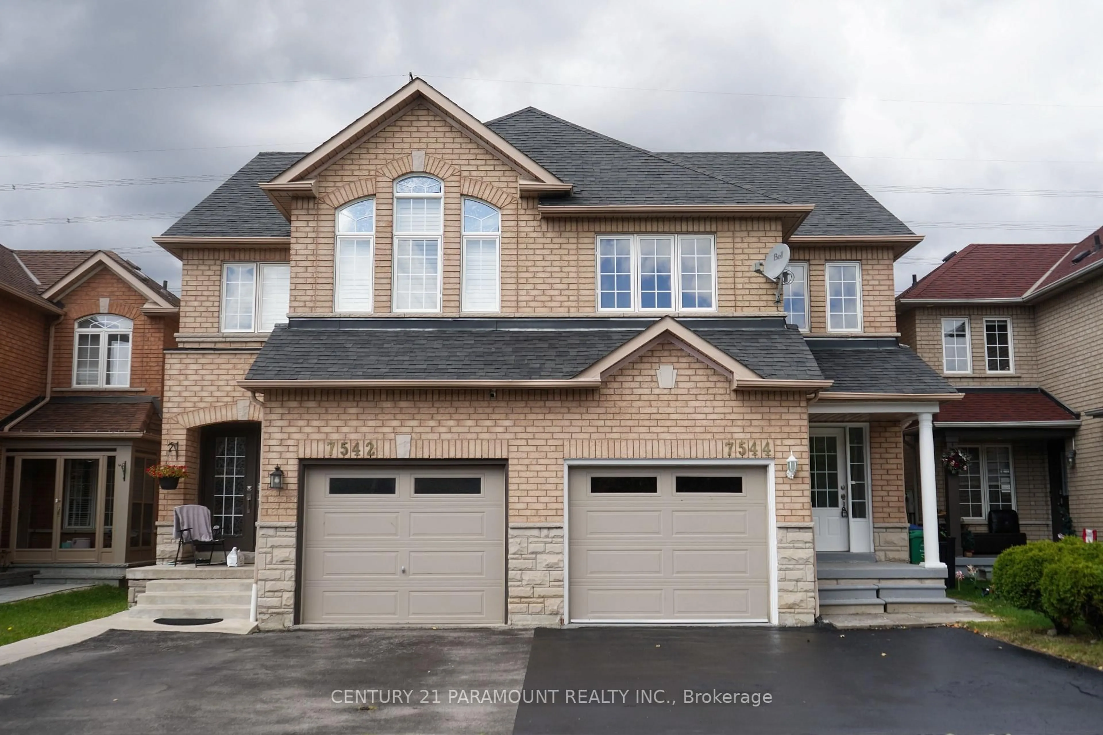 Home with brick exterior material, street for 7544 Black Walnut Tr, Mississauga Ontario L5N 8A9