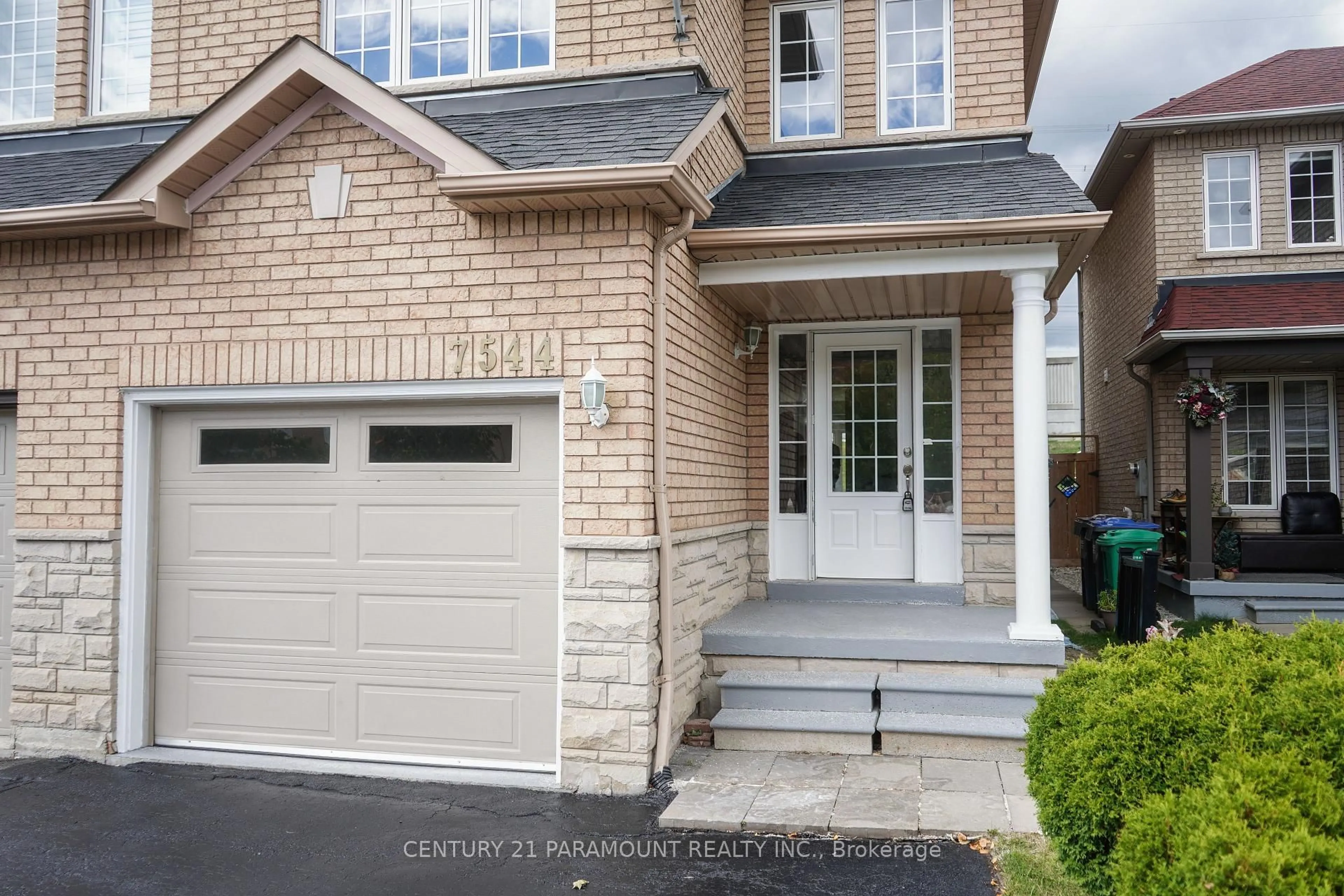 Home with brick exterior material, street for 7544 Black Walnut Tr, Mississauga Ontario L5N 8A9