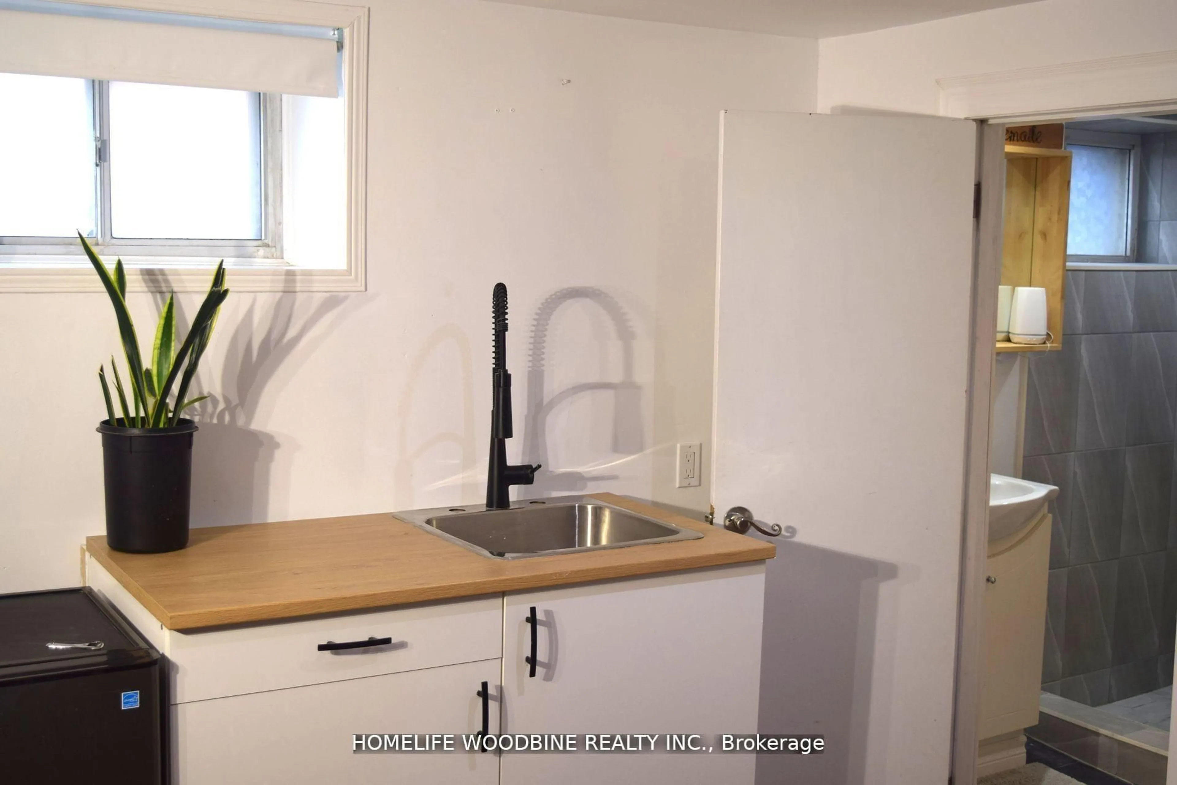 Standard kitchen, unknown for 67 Allenby Ave, Toronto Ontario M9W 1S7