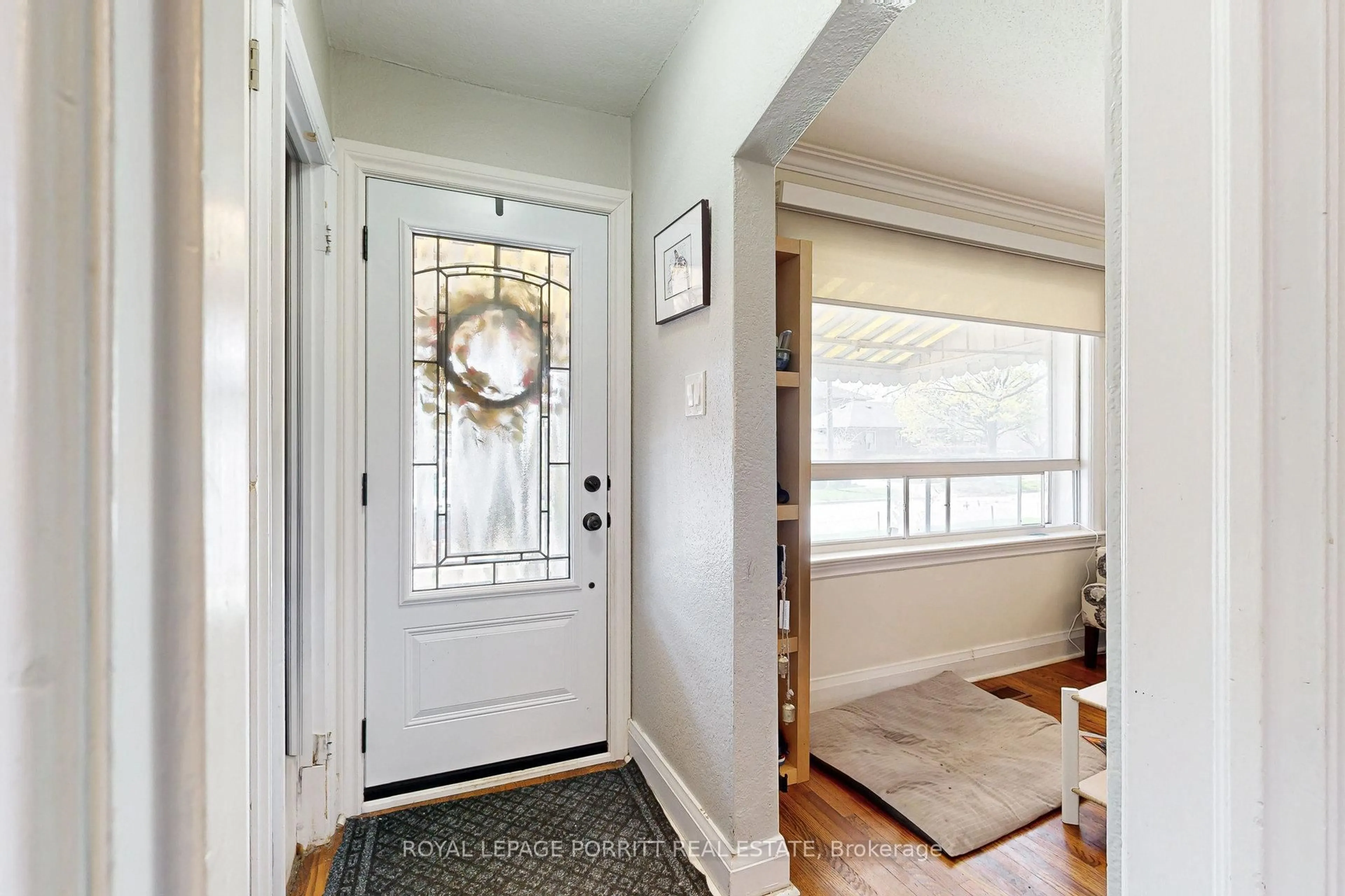 Indoor entryway for 217 Alderbrae Ave, Toronto Ontario M8W 4K4