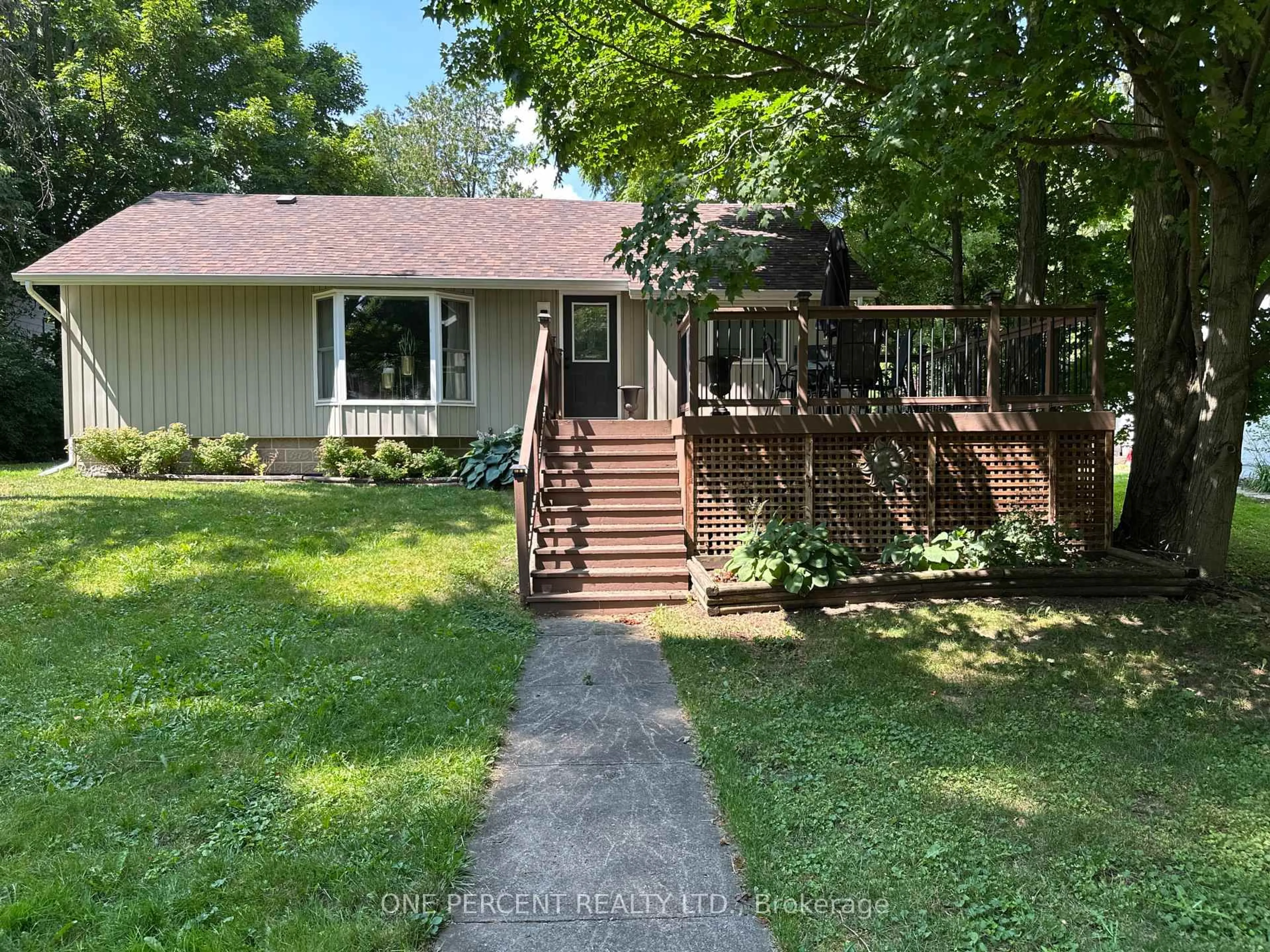 A pic from outside/outdoor area/front of a property/back of a property/a pic from drone, unknown for 7 Second Ave, Orangeville Ontario L9W 1H4