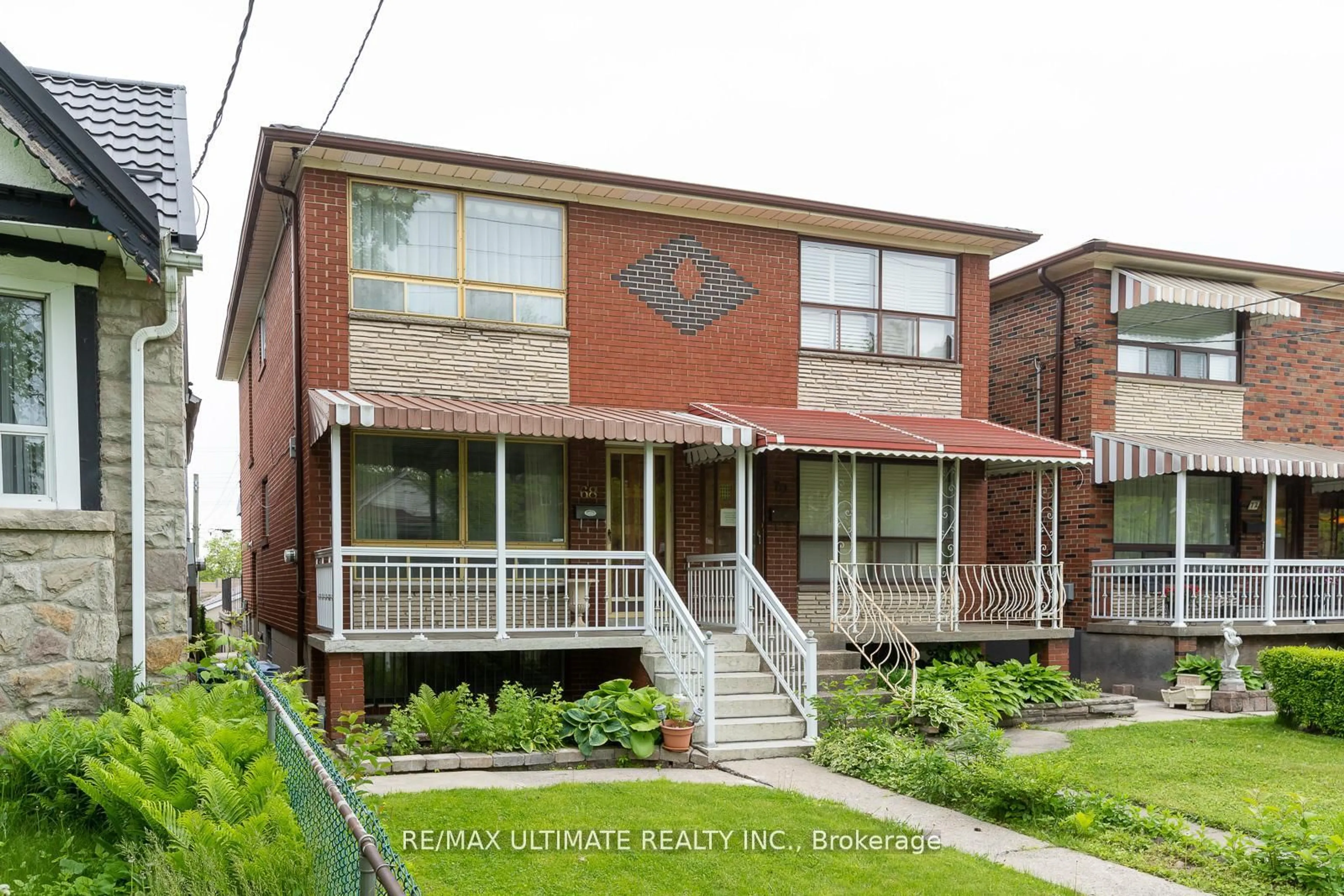 Home with brick exterior material, building for 68 Caledonia Rd, Toronto Ontario M6E 4S6