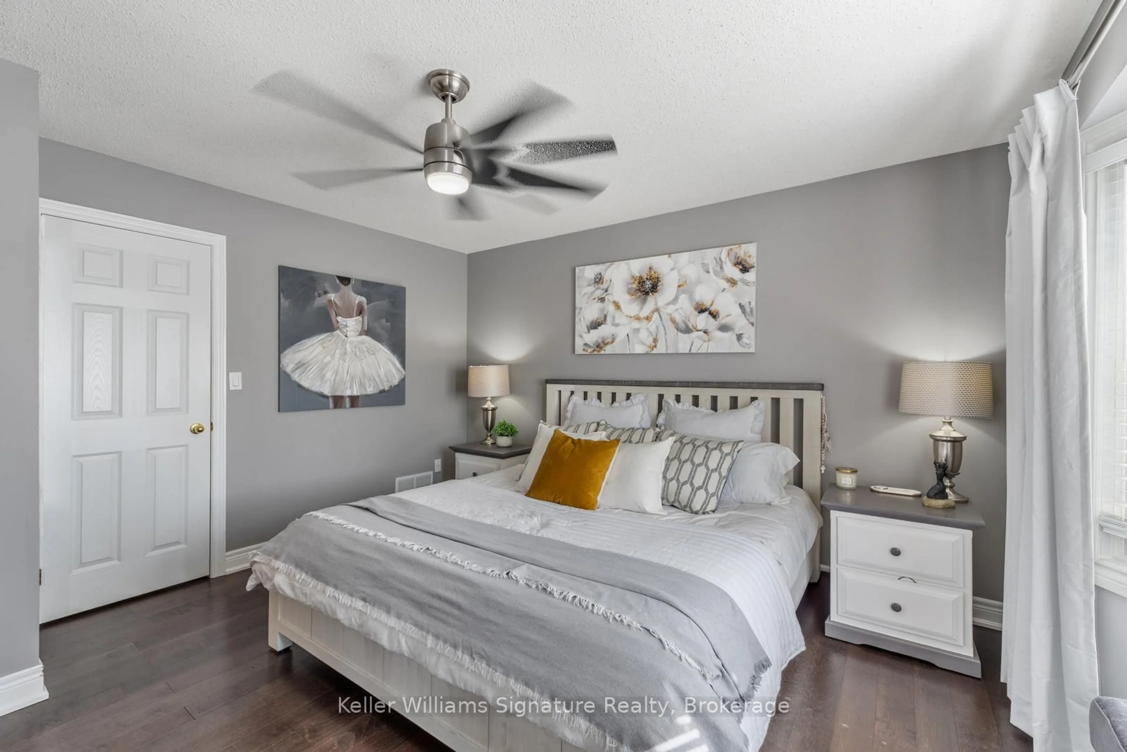 Bedroom with bed, wood/laminate floor for 4003 Medland Dr, Burlington Ontario L7M 4W7