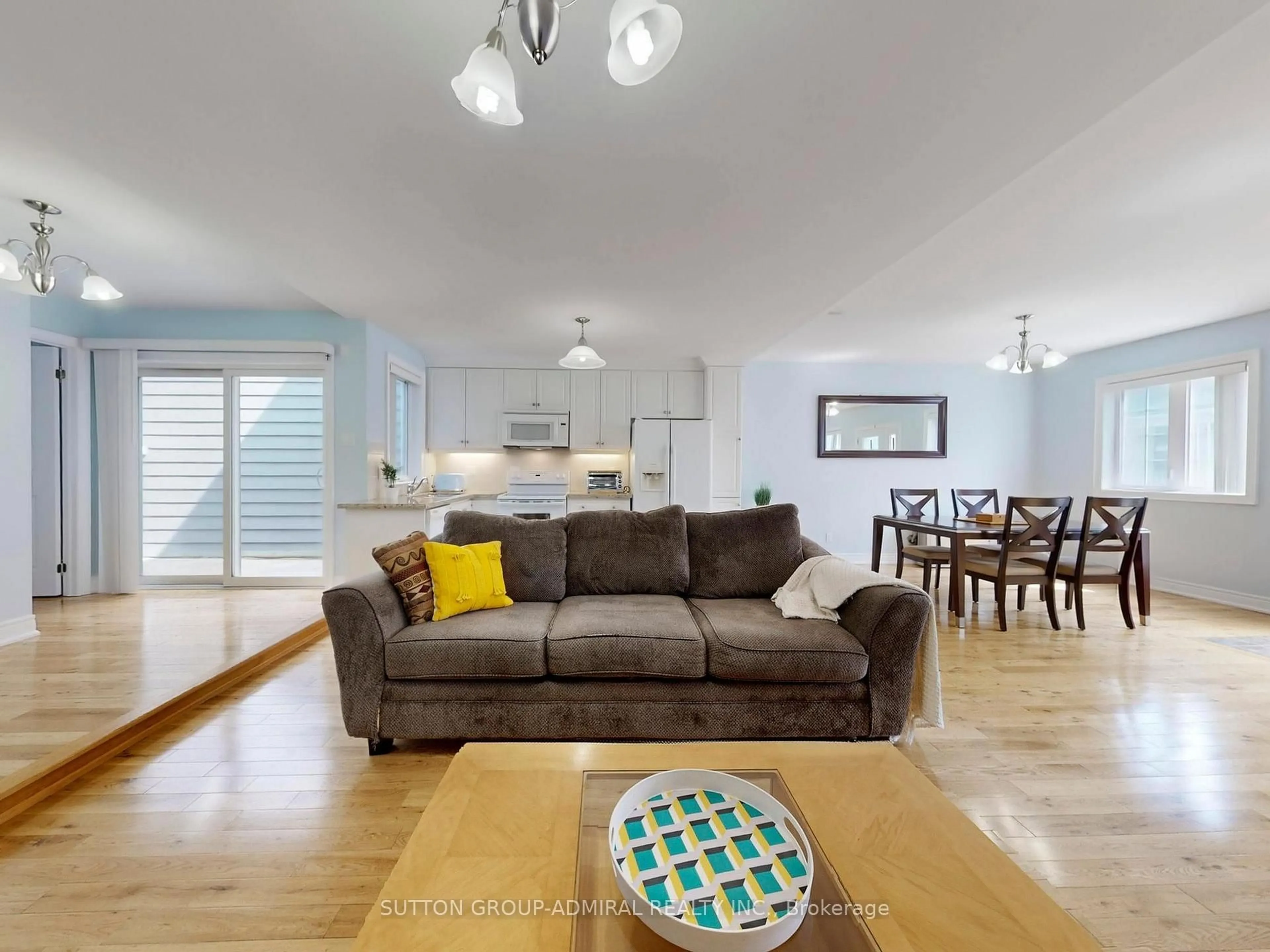 Living room with furniture, unknown for 12 Abbs St, Toronto Ontario M6K 1M6
