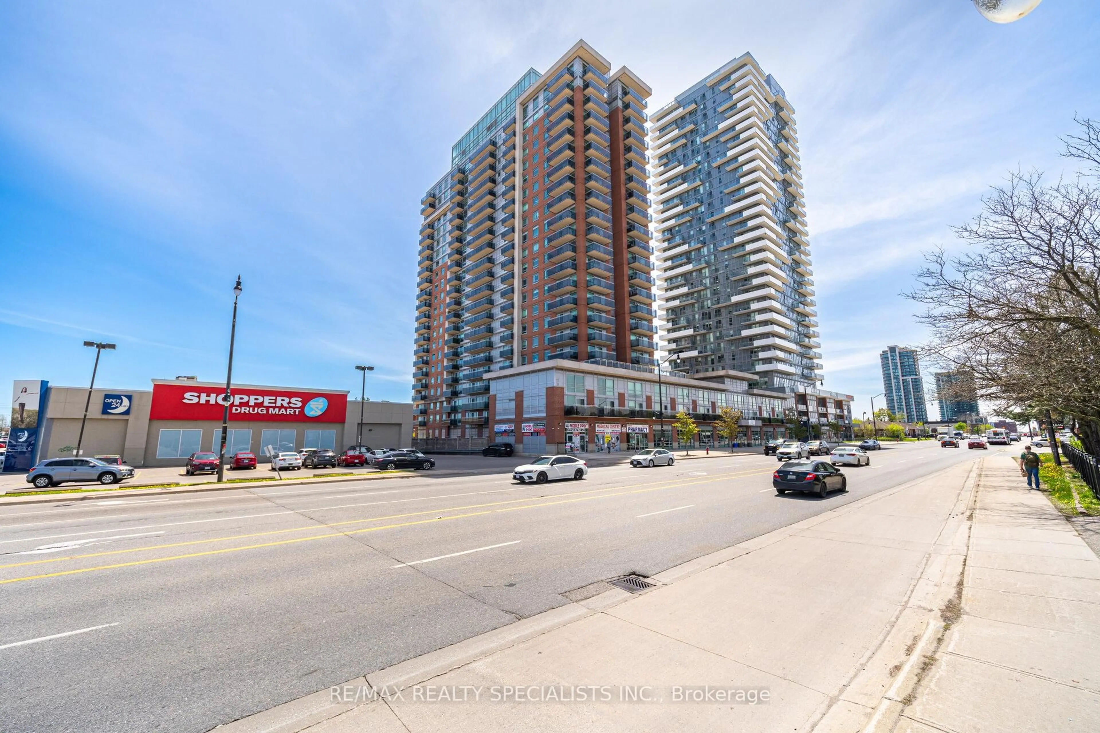Unknown for 215 Queen St #1103, Brampton Ontario L6W 0A9