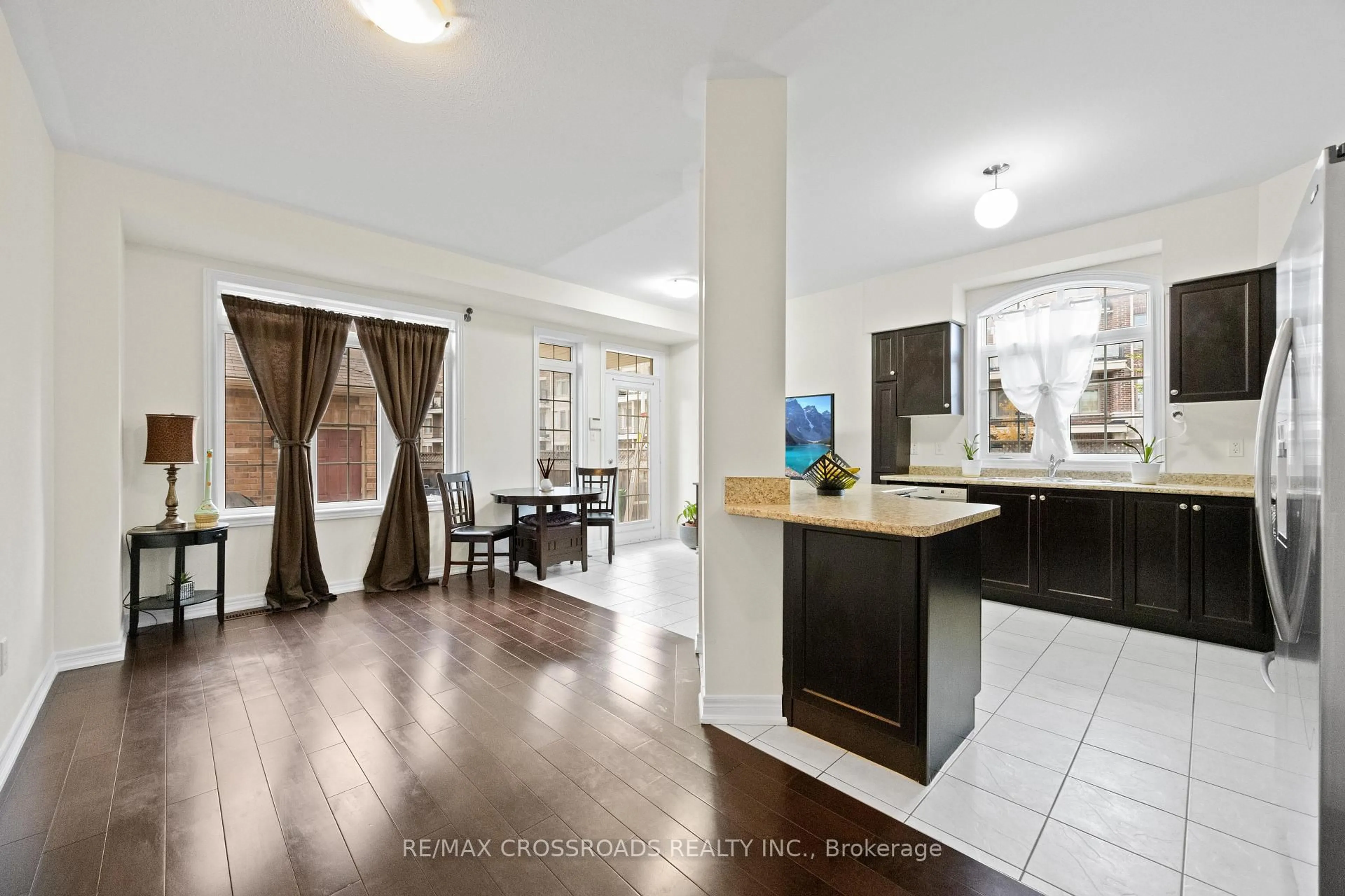 Open concept kitchen, ceramic/tile floor for 118 Mary Chapman Blvd, Toronto Ontario M9M 0B3