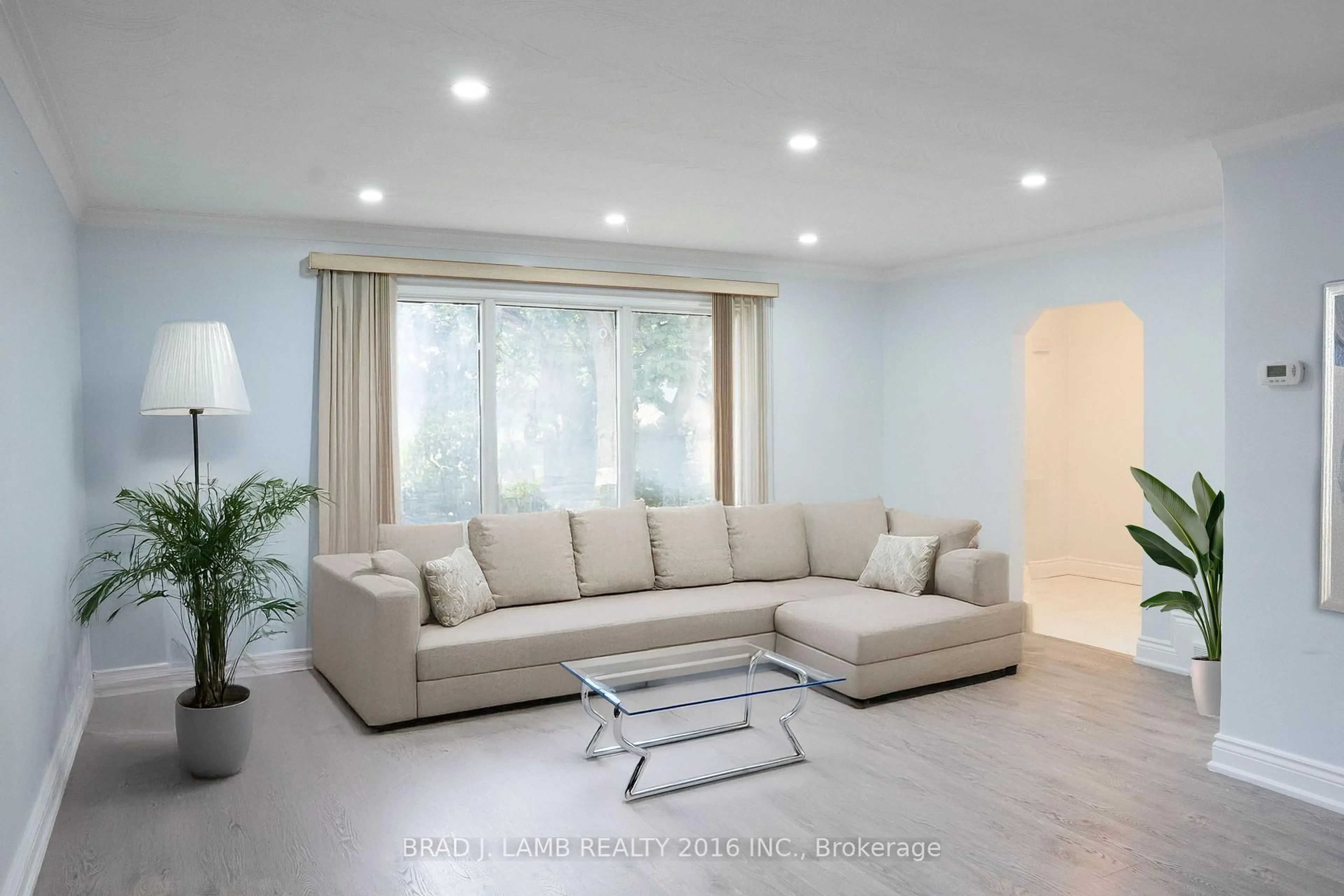 Living room with furniture, unknown for 42 Lynnford Dr, Toronto Ontario M9B 1H7