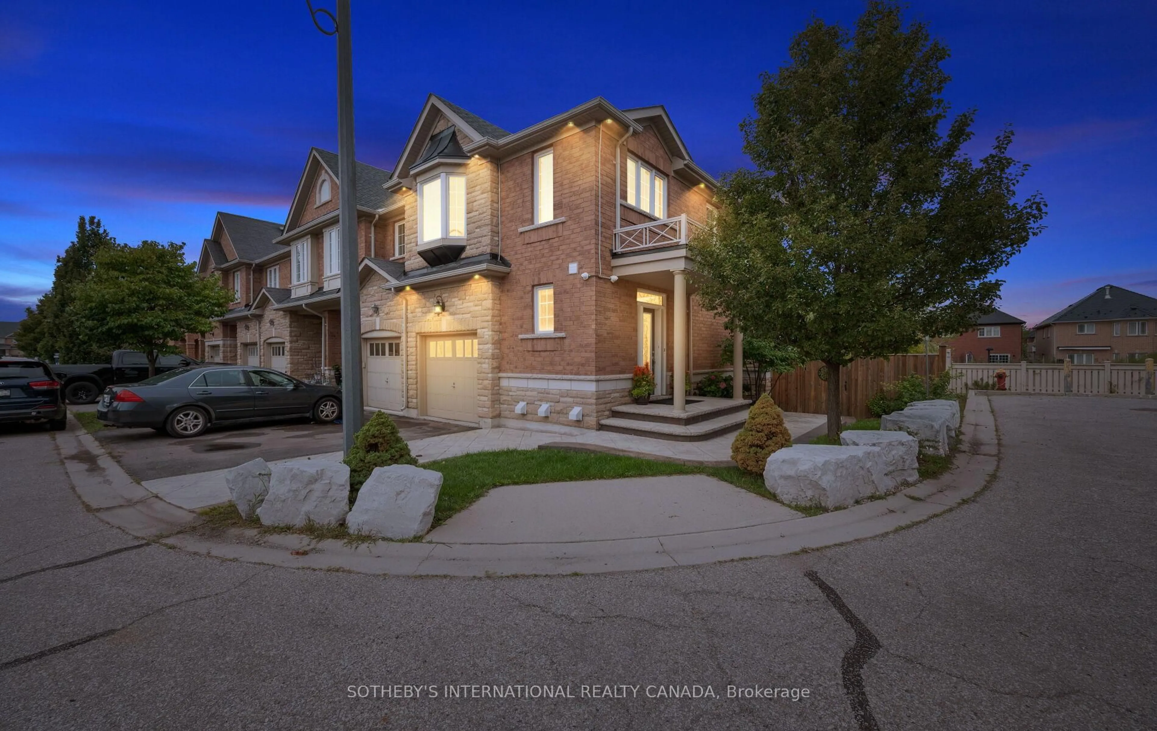 Home with brick exterior material, street for 745 Farmstead Dr #21, Milton Ontario L9T 8B1