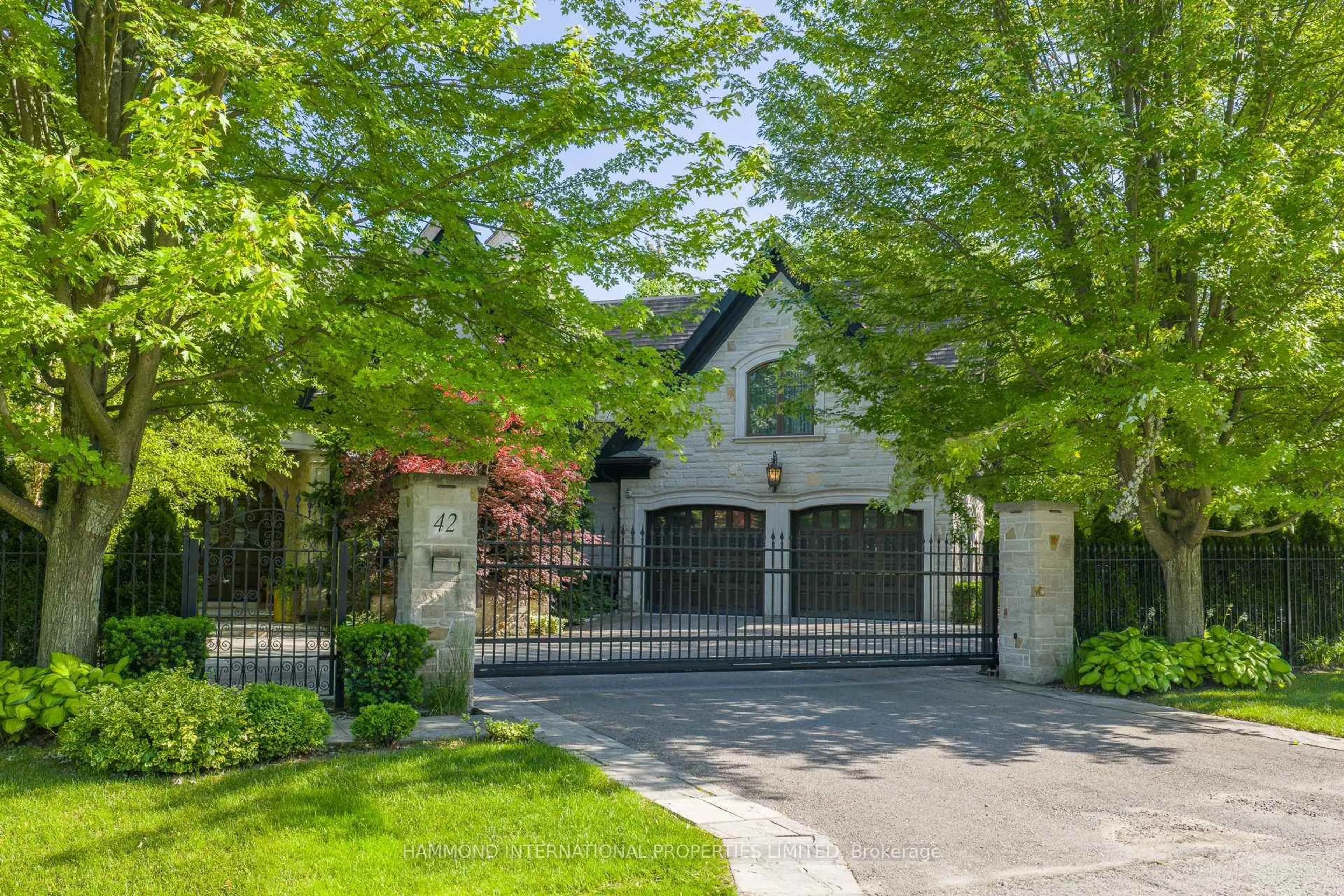 Unknown for 42 Lorraine Gdns, Toronto Ontario M9B 4Z6