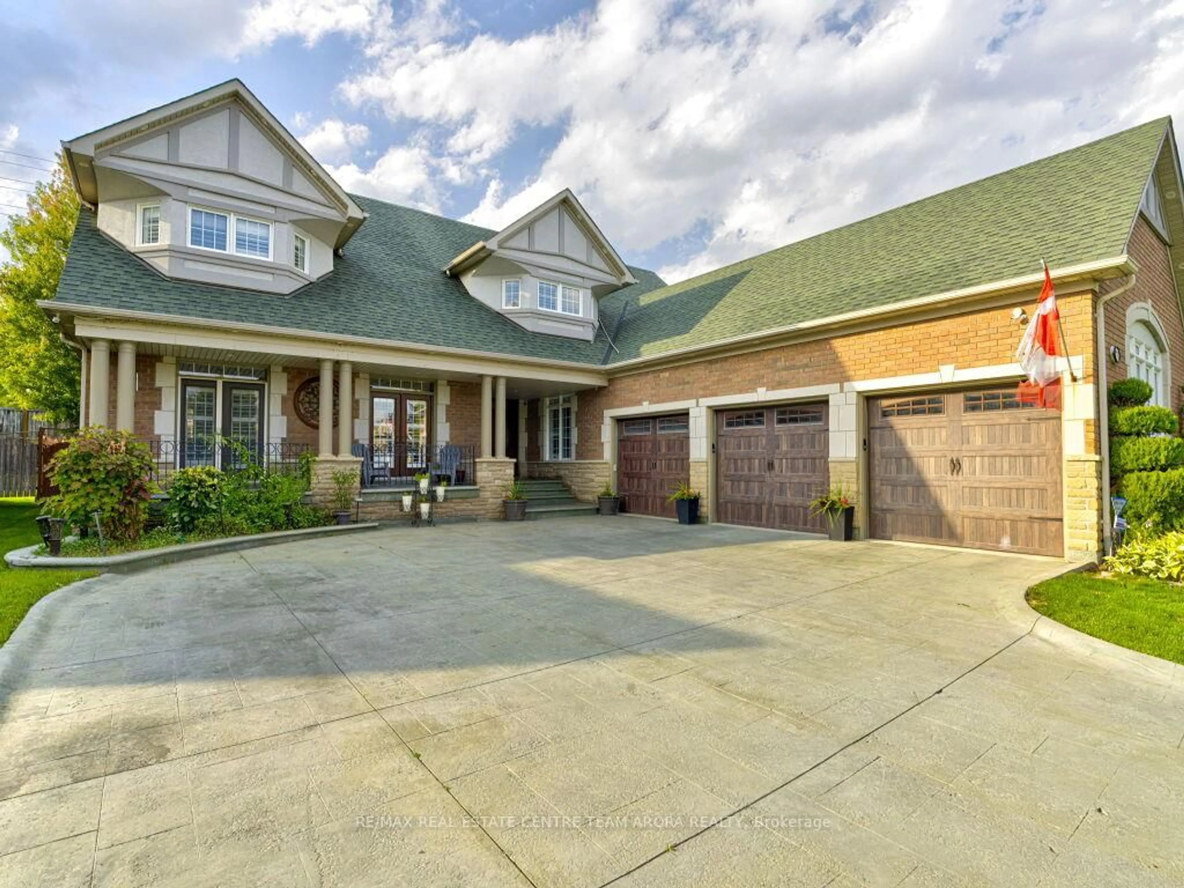 Home with brick exterior material, street for 77 Links Lane, Brampton Ontario L6Y 5H1
