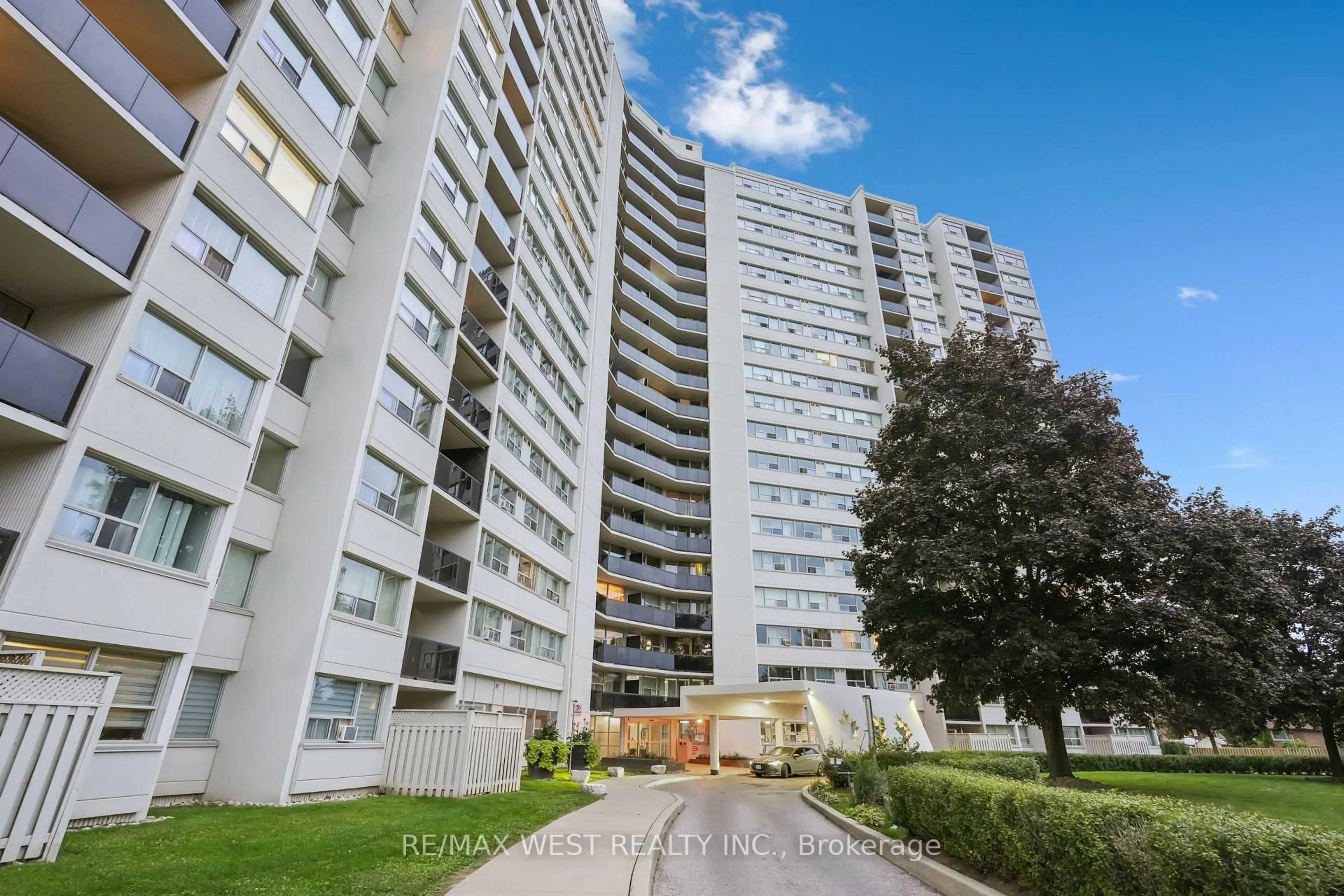 Unknown for 530 Lolita Gdns #1203, Mississauga Ontario L5A 3T2