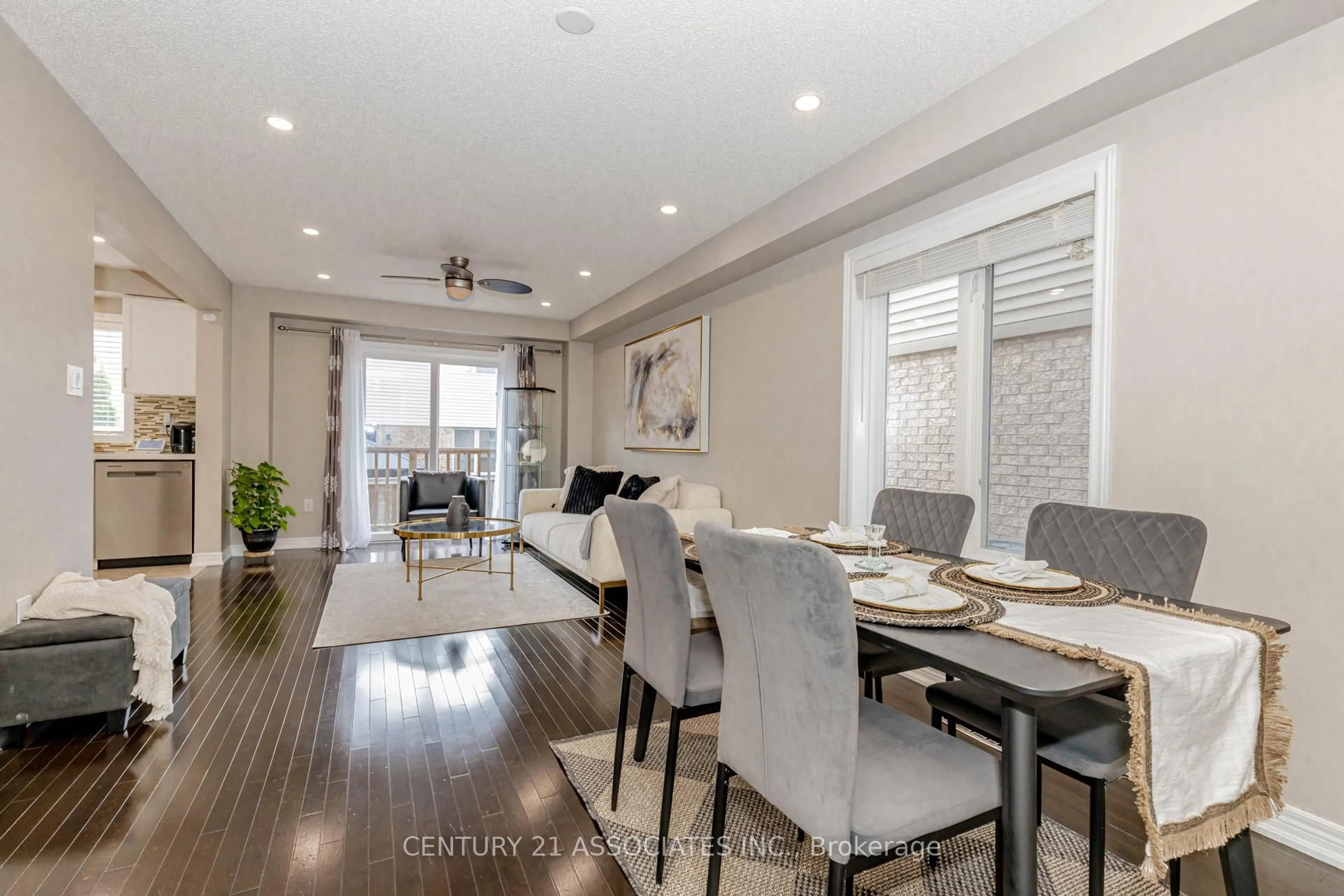 Dining room, unknown for 4622 Keystone Cres, Burlington Ontario L7M 0L9