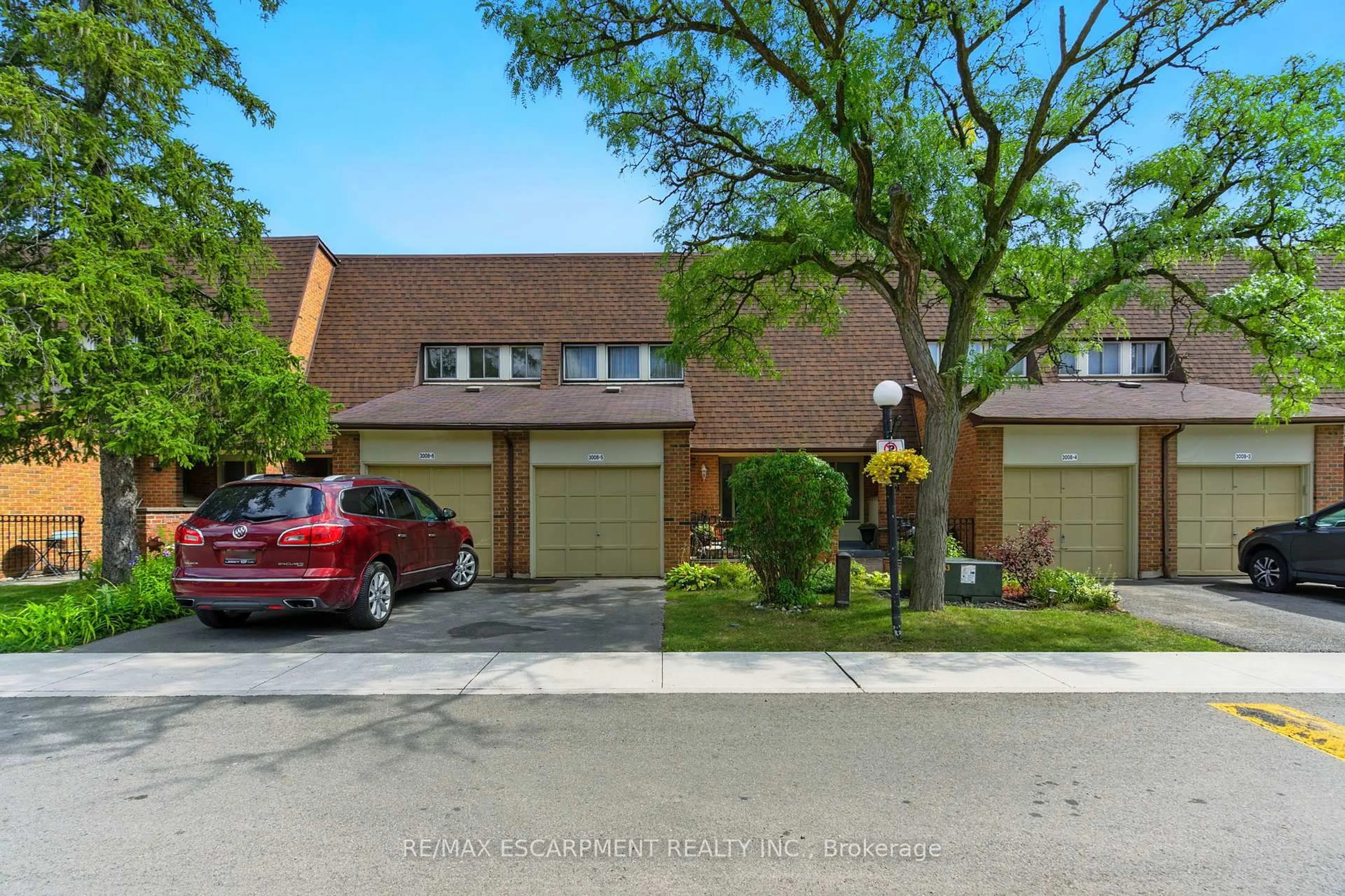 Unknown for 3008 Palmer Dr #5, Burlington Ontario L7M 1L2