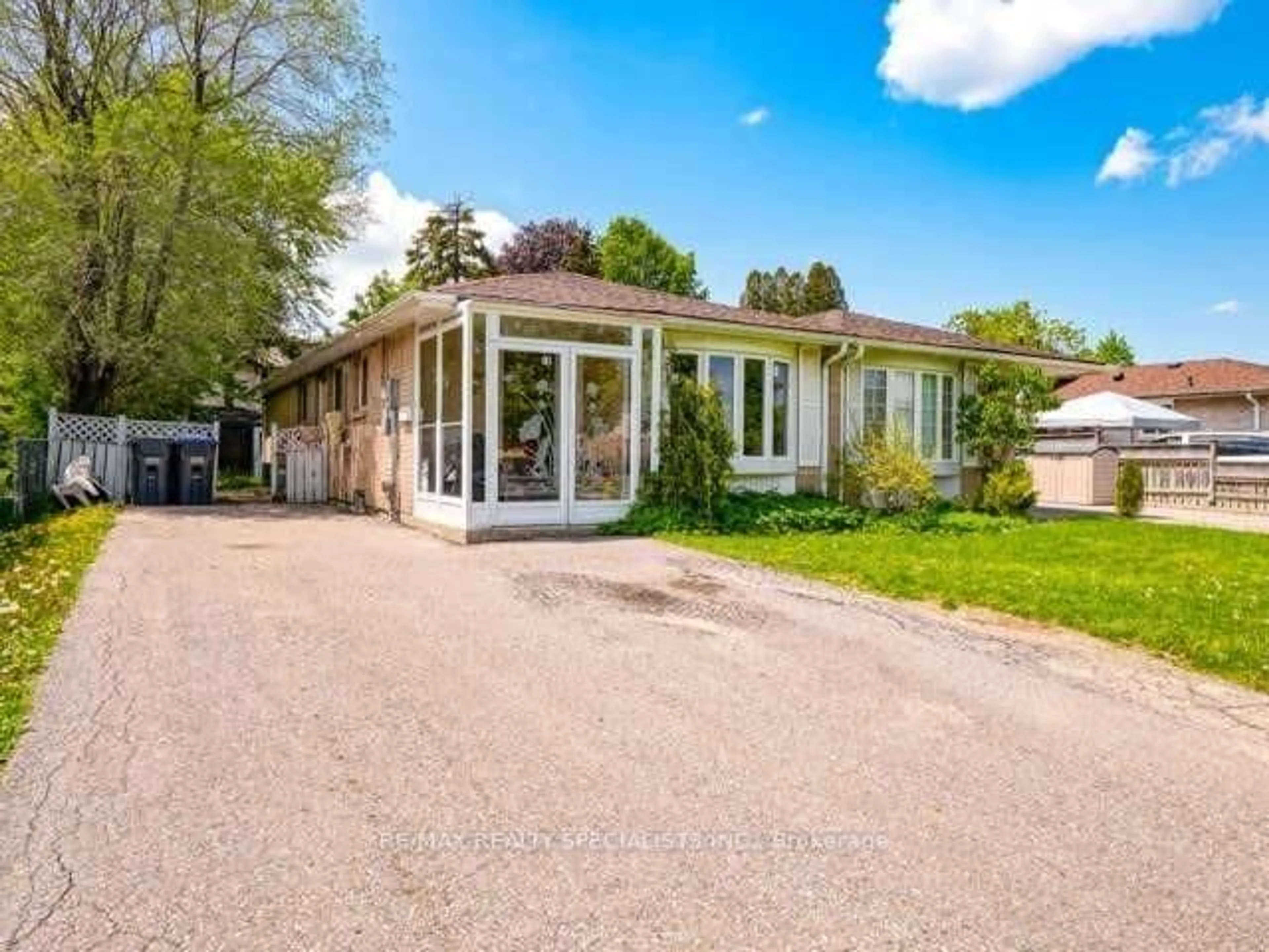 Unknown for 76 Greenmount Rd, Brampton Ontario L6S 1T8