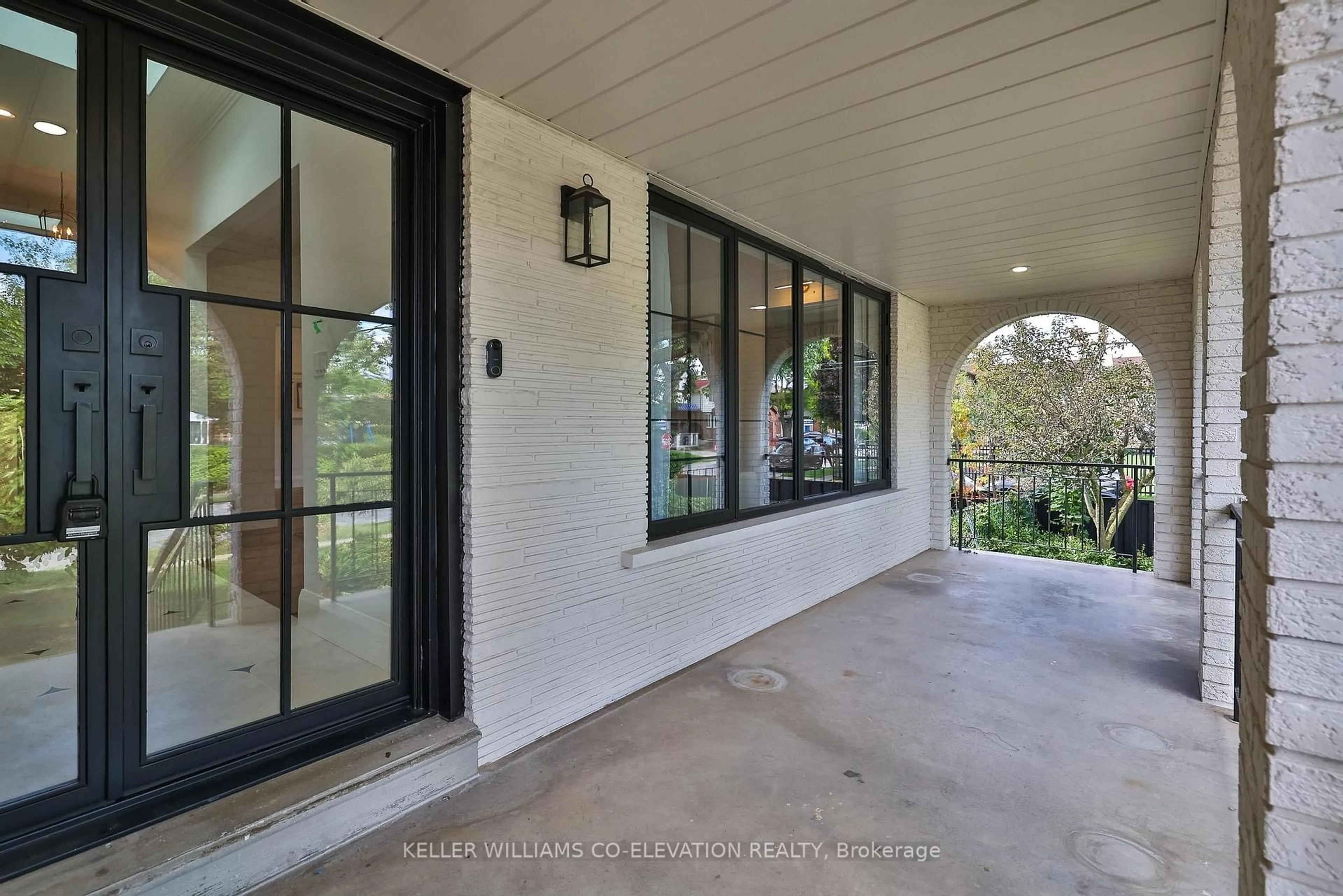 Unknown for 36 Rosemeade Ave, Toronto Ontario M8Y 3A3