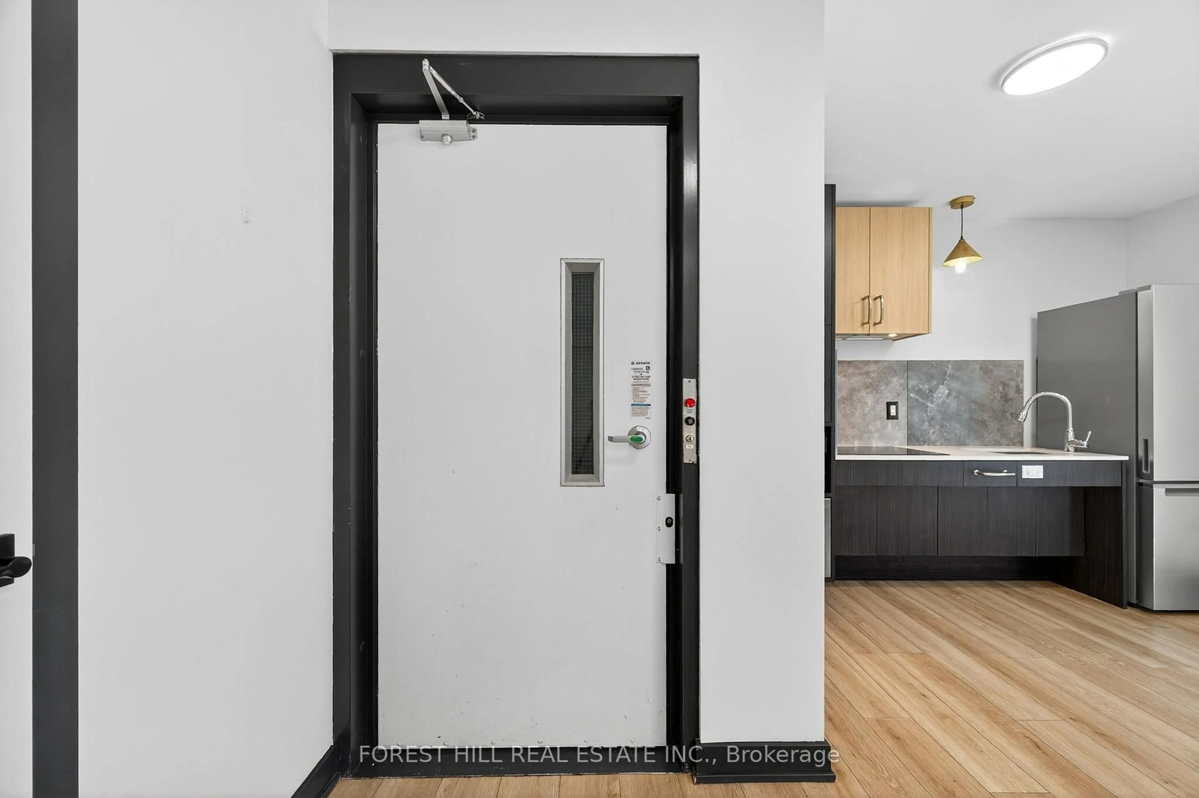 Indoor entryway for 16 John Best Ave, Toronto Ontario M9N 1C3