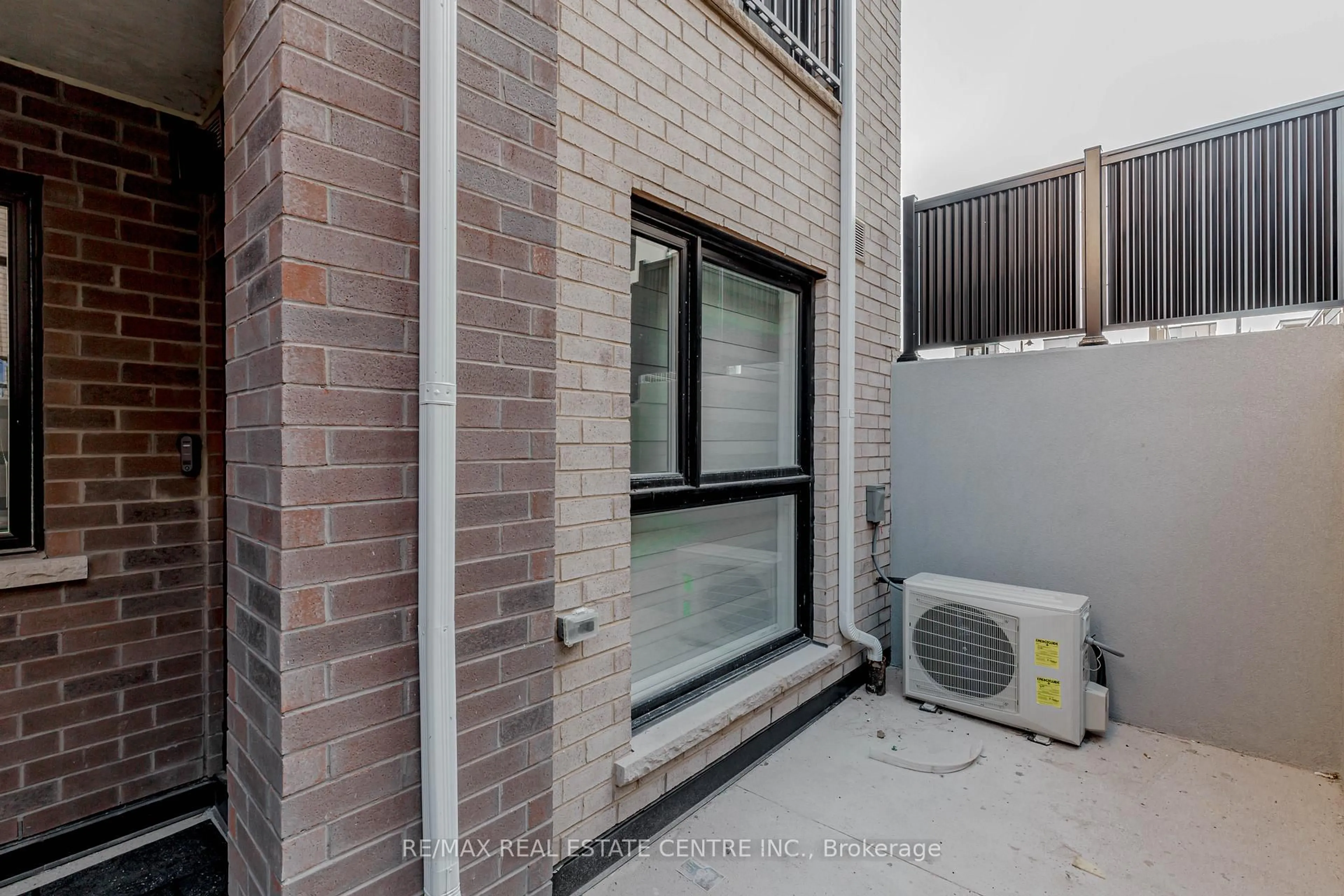 Balcony in the apartment, street for 349 Wheat Boom Dr #123, Oakville Ontario L6H 7X4
