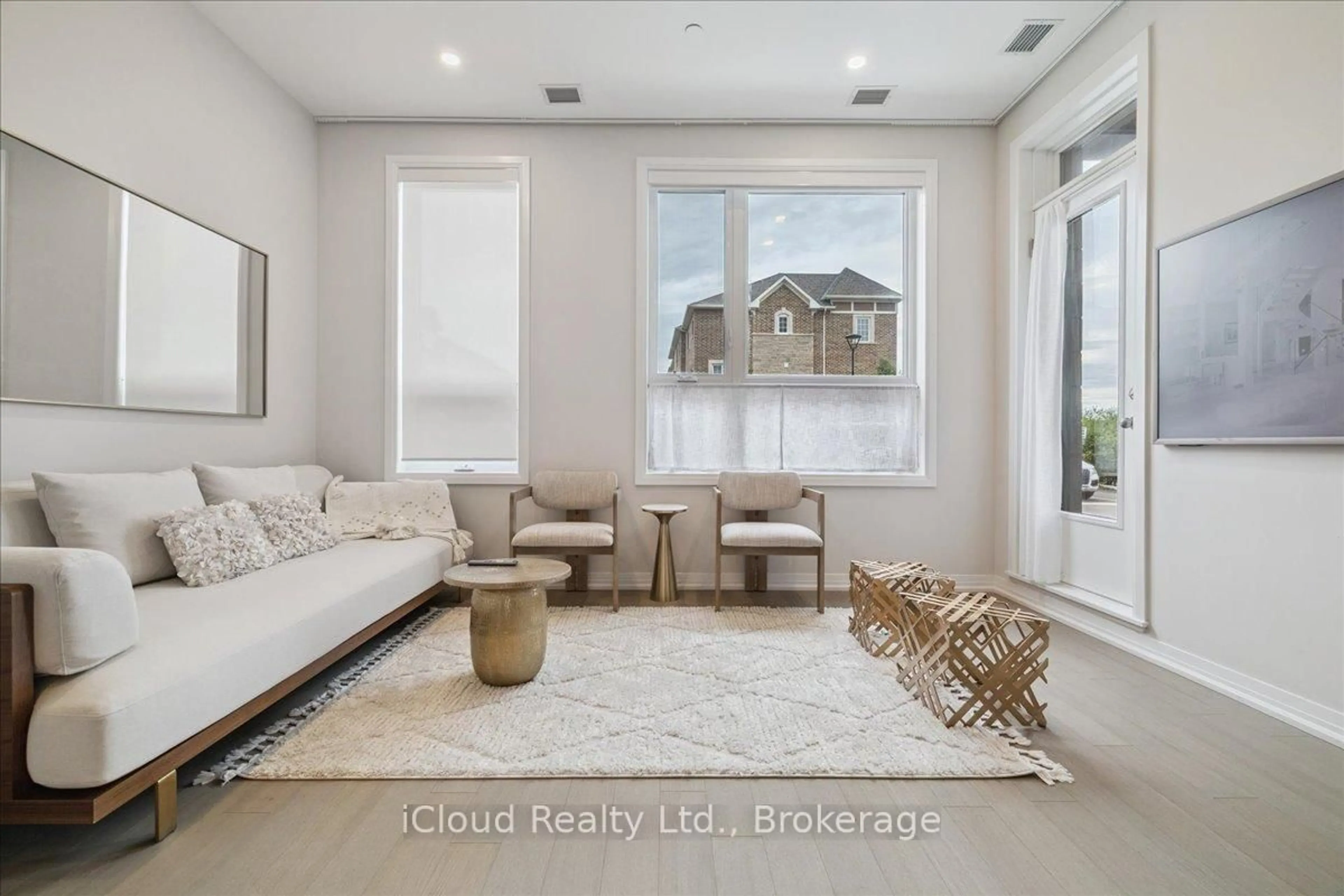 Living room with furniture, unknown for 3285 Carding Mill Tr #101, Oakville Ontario L6M 5P8