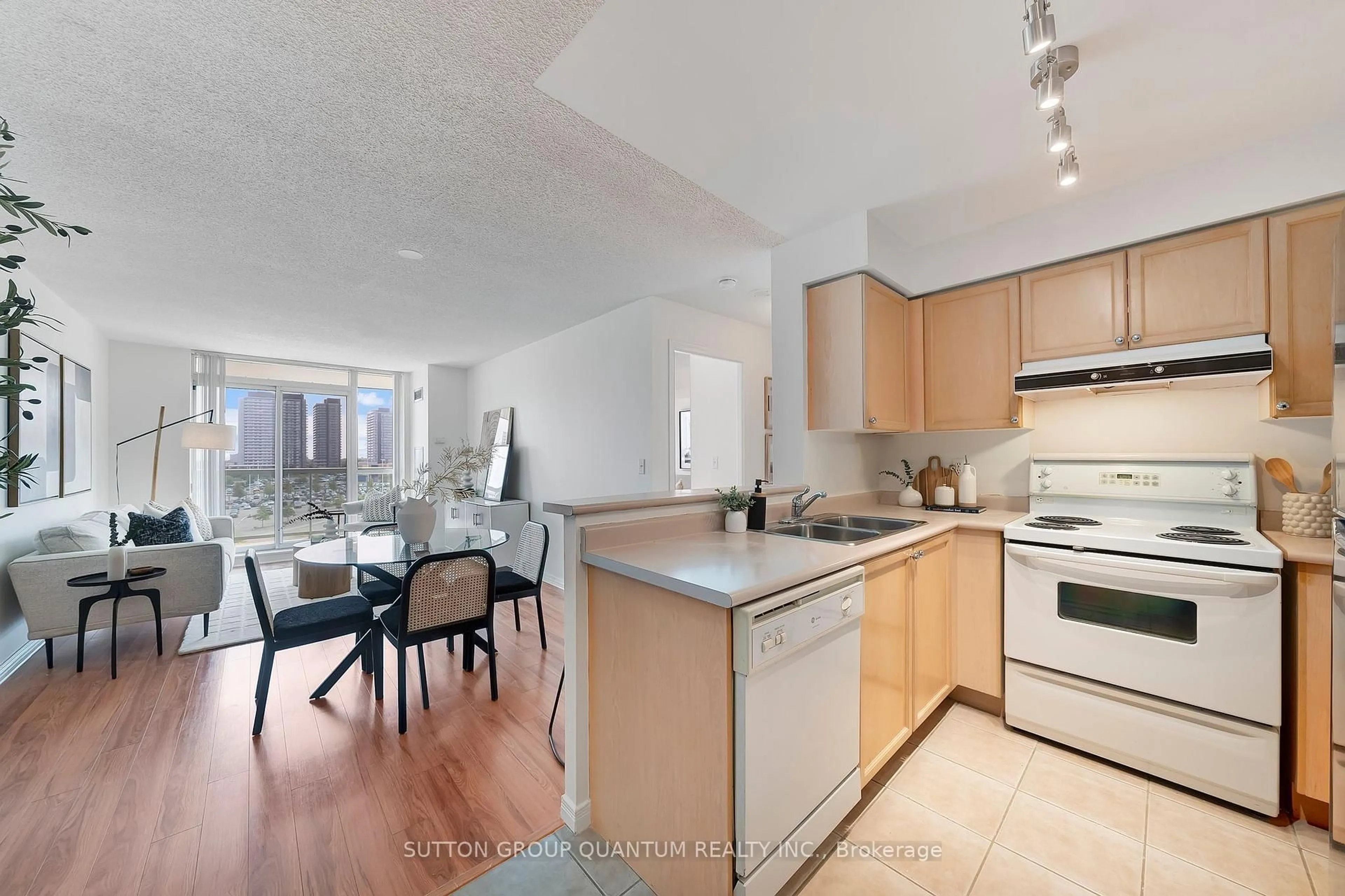 Open concept kitchen, unknown for 2585 Erin Centre Blvd. Blvd #703, Mississauga Ontario L5M 6Z7