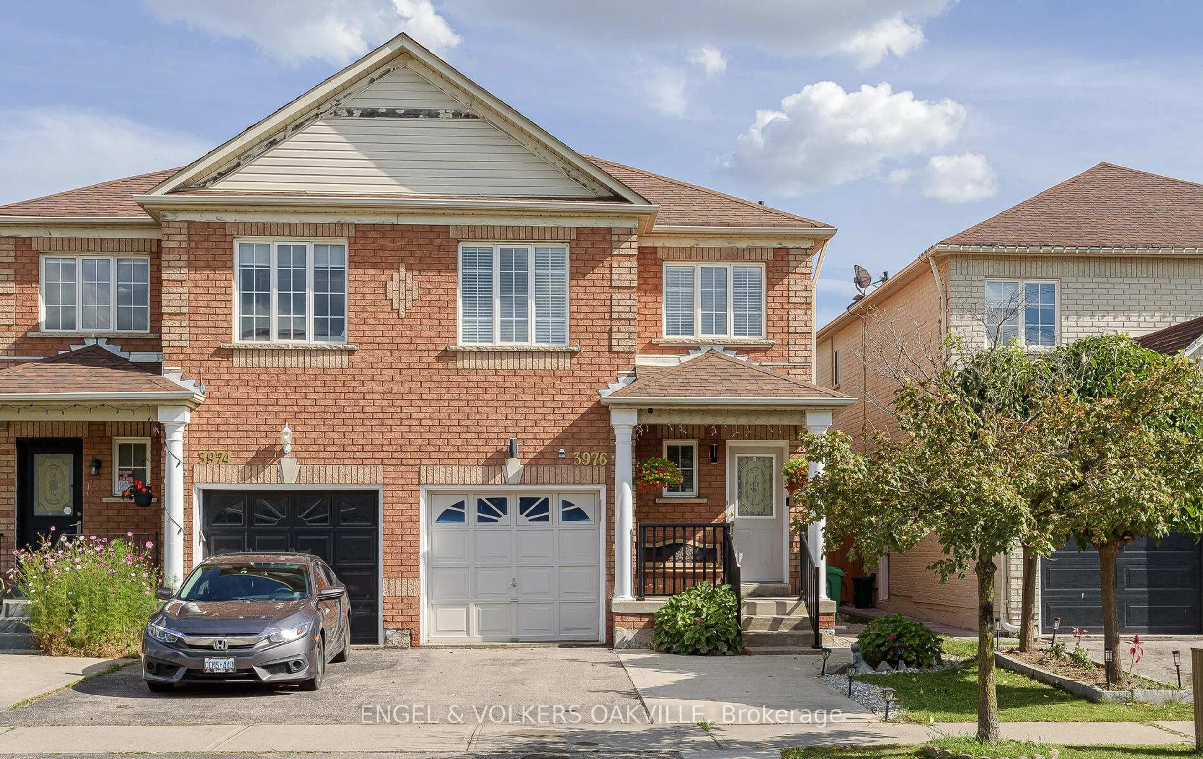 Home with brick exterior material, street for 3976 Freeman Terr, Mississauga Ontario L5M 6R1