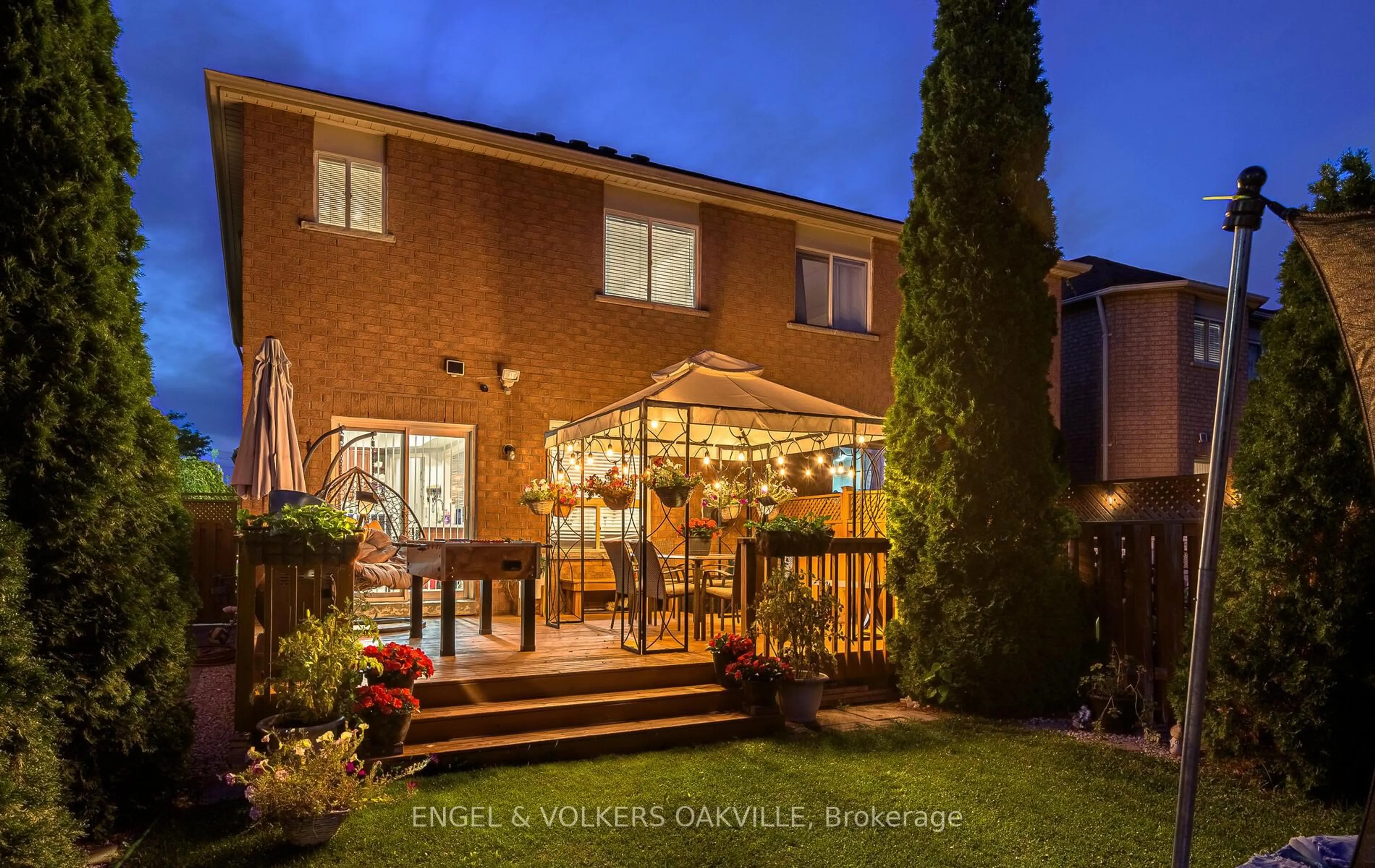 Home with brick exterior material, street for 3976 Freeman Terr, Mississauga Ontario L5M 6R1