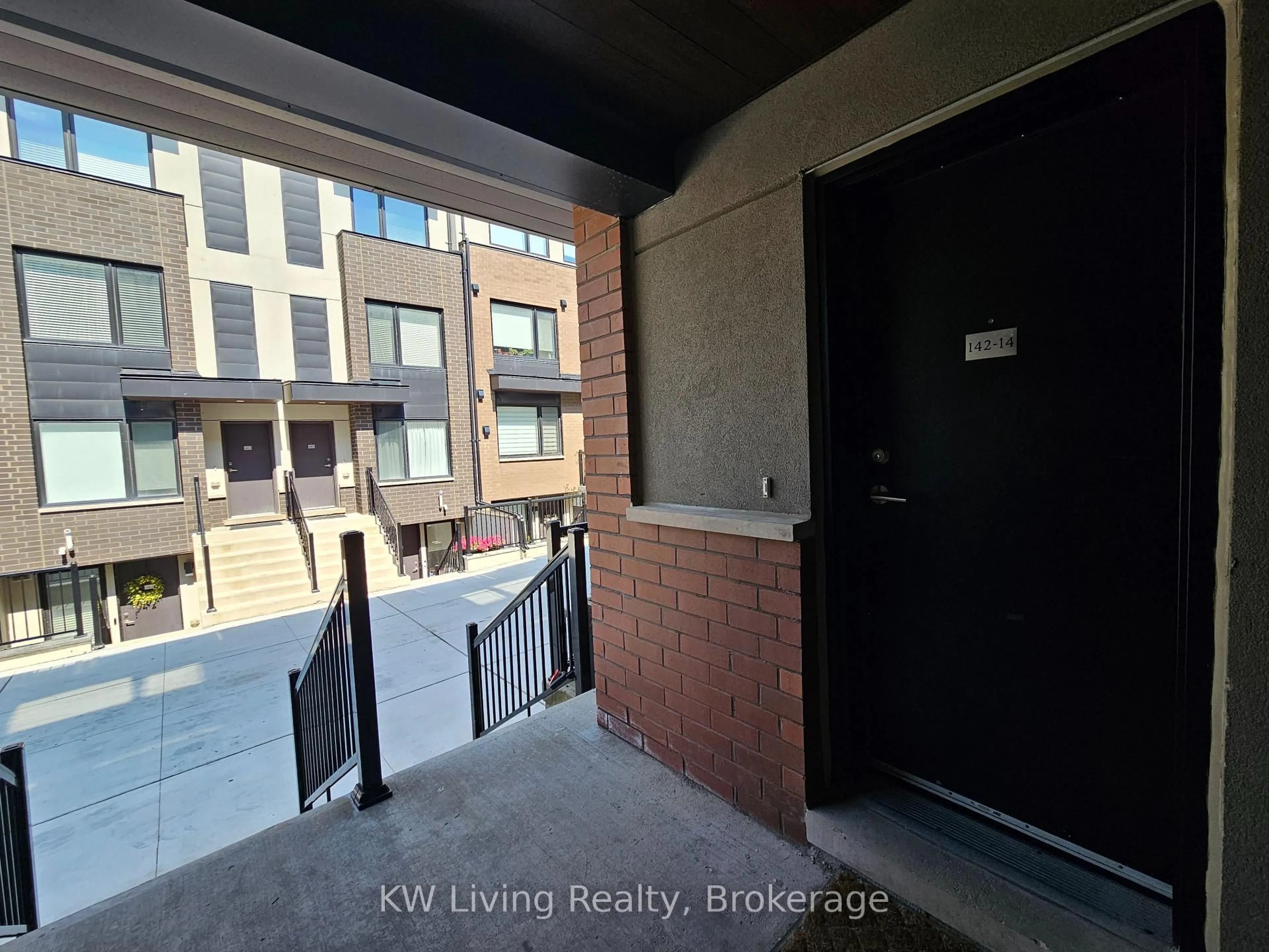 Unknown for 142 William Duncan Rd #14, Toronto Ontario M3K 0C1